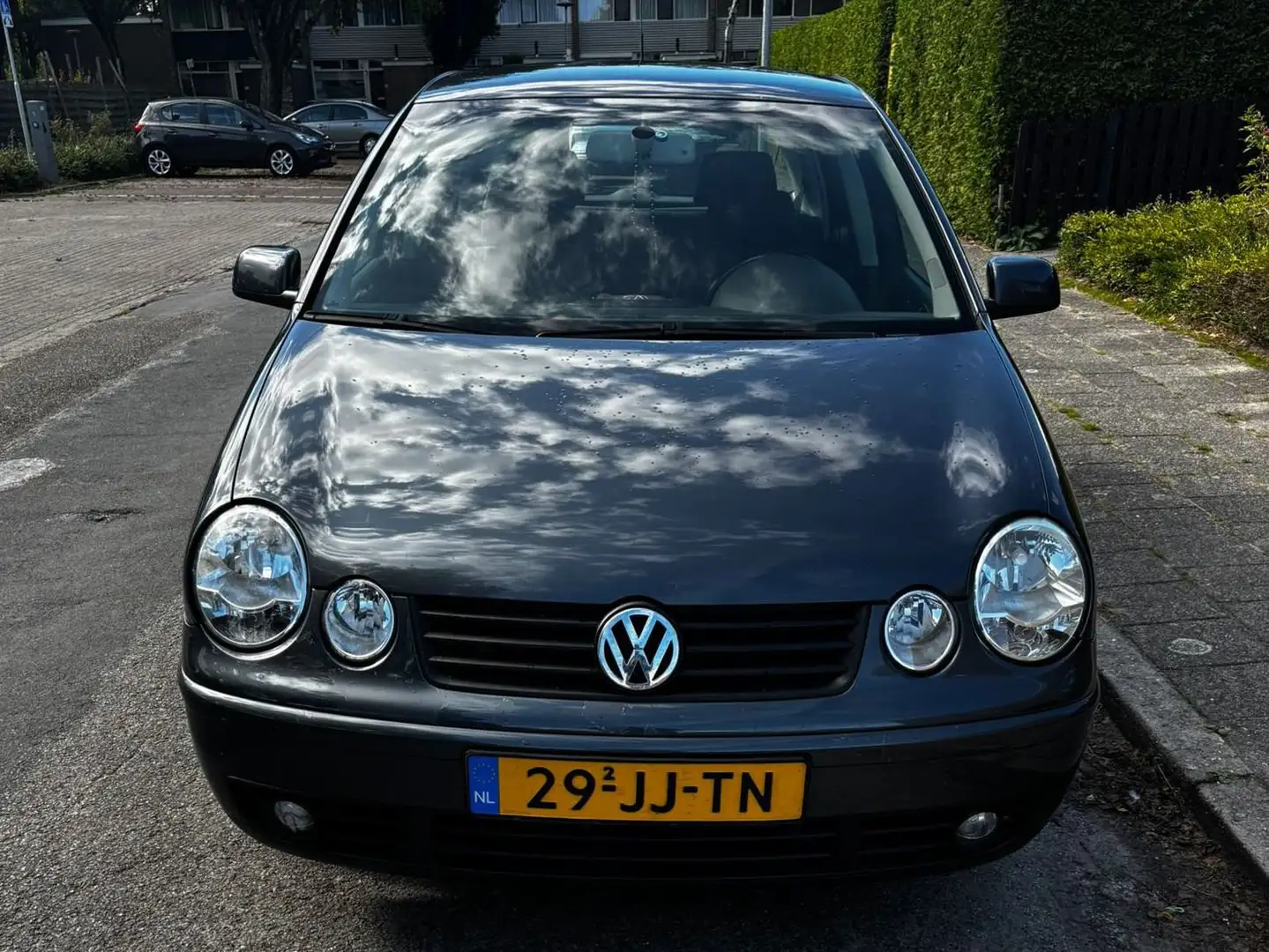 Volkswagen Polo Polo 1.4-16V Highline - 1