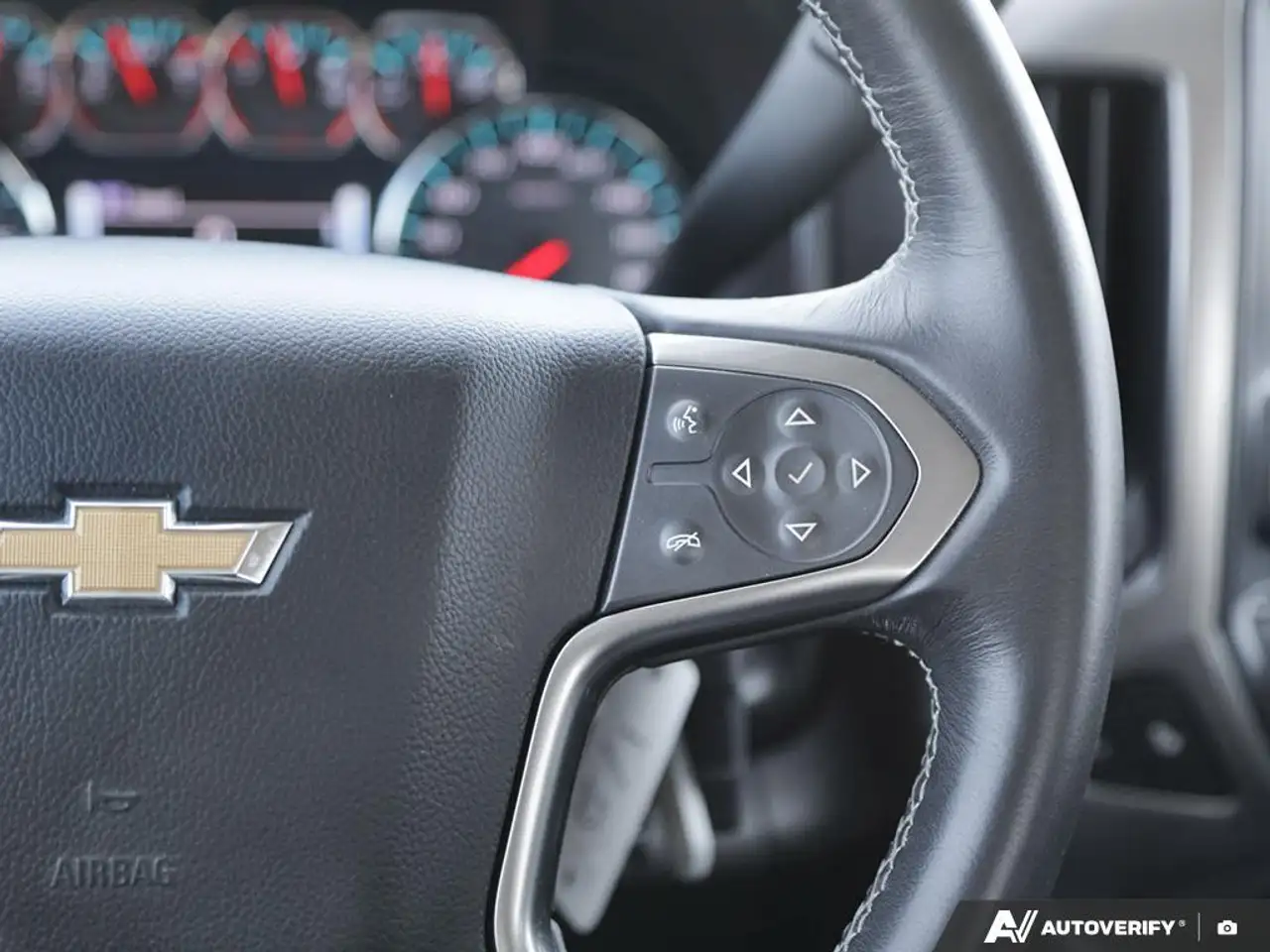 Chevrolet Silverado 1500 снимка Chevrolet Silverado 1500
