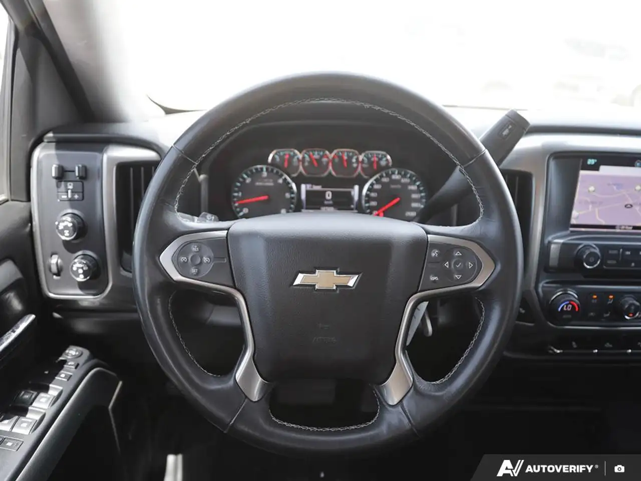 Chevrolet Silverado 1500 снимка Chevrolet Silverado 1500
