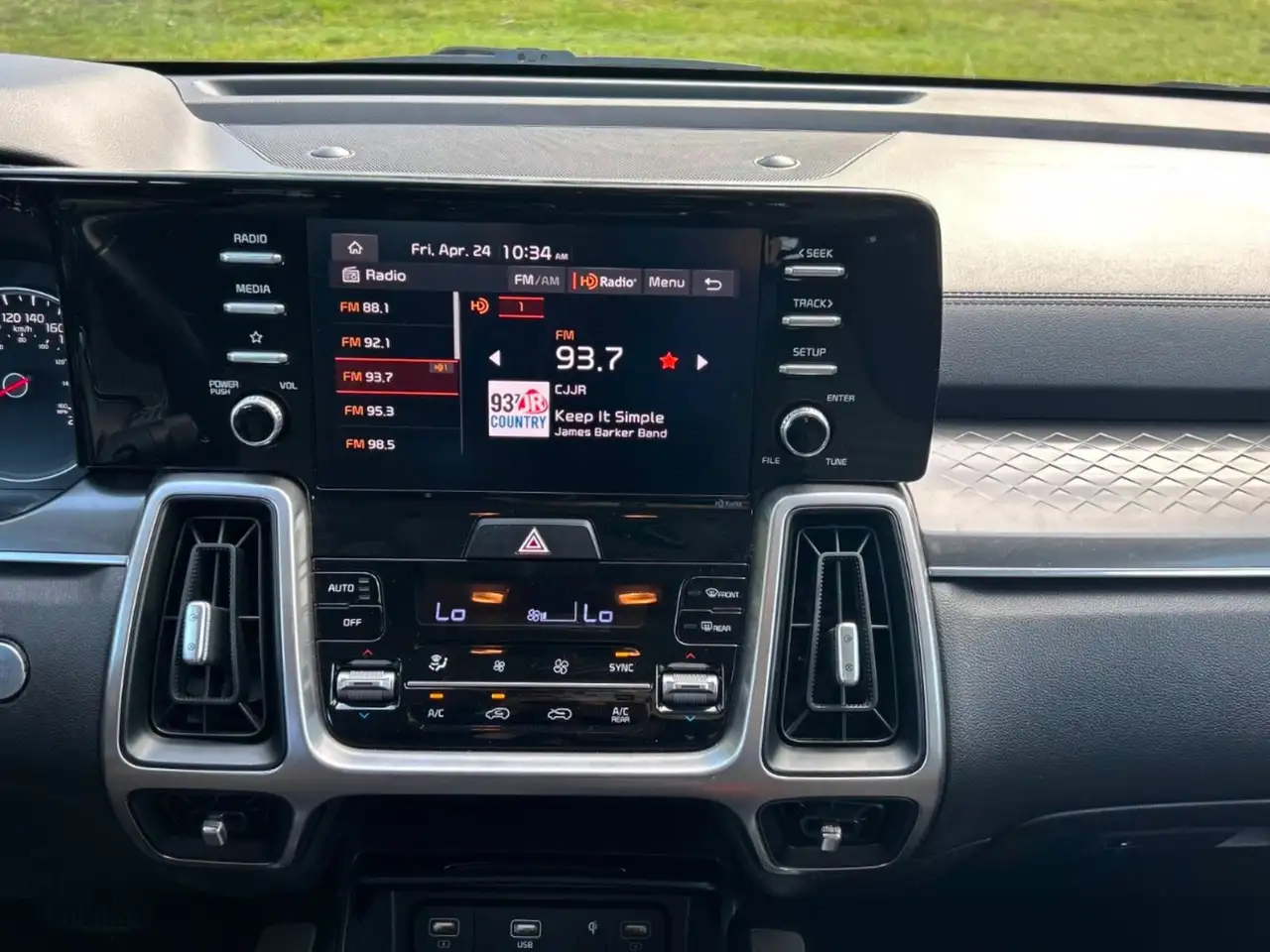 Kia Sorento снимка Kia Sorento