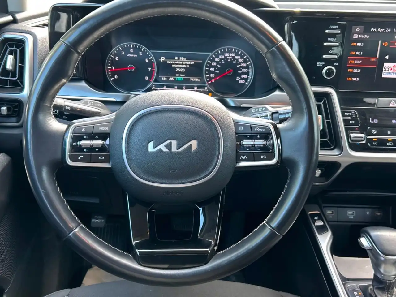 Kia Sorento снимка Kia Sorento