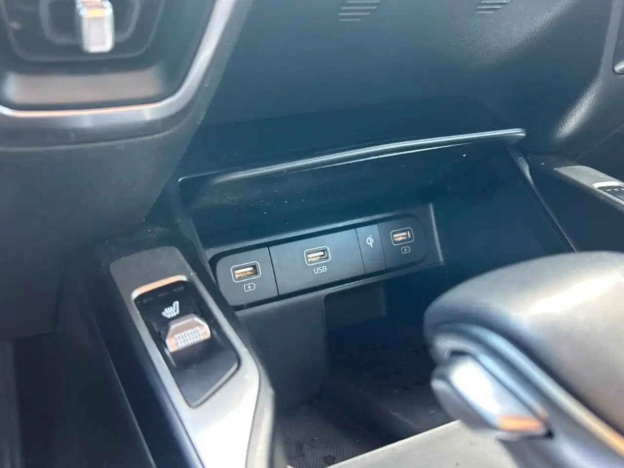 Kia Sorento снимка Kia Sorento