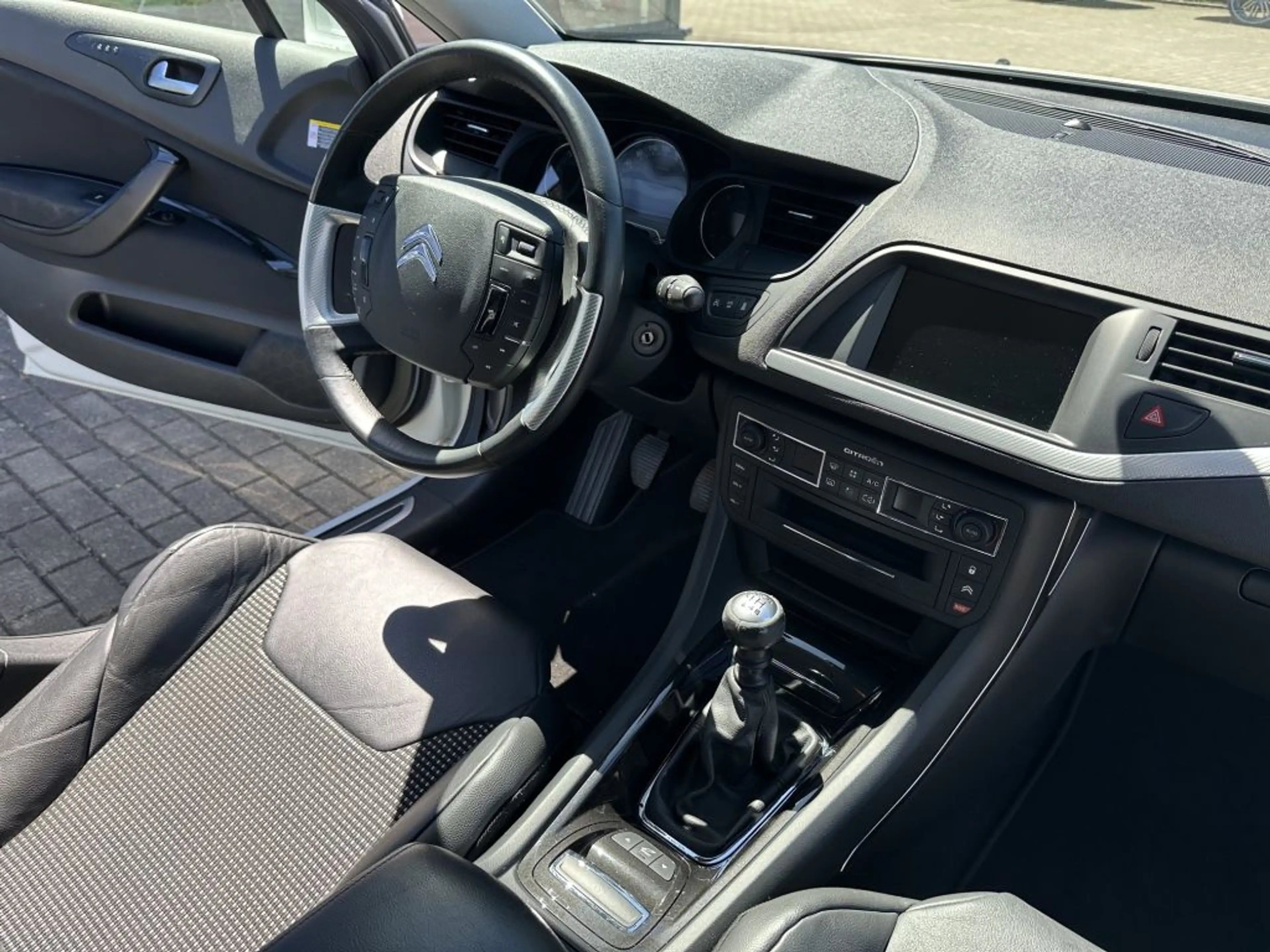 Citroen C5 Tourer BlueHDi 150 S&S Exclusive — photo 12