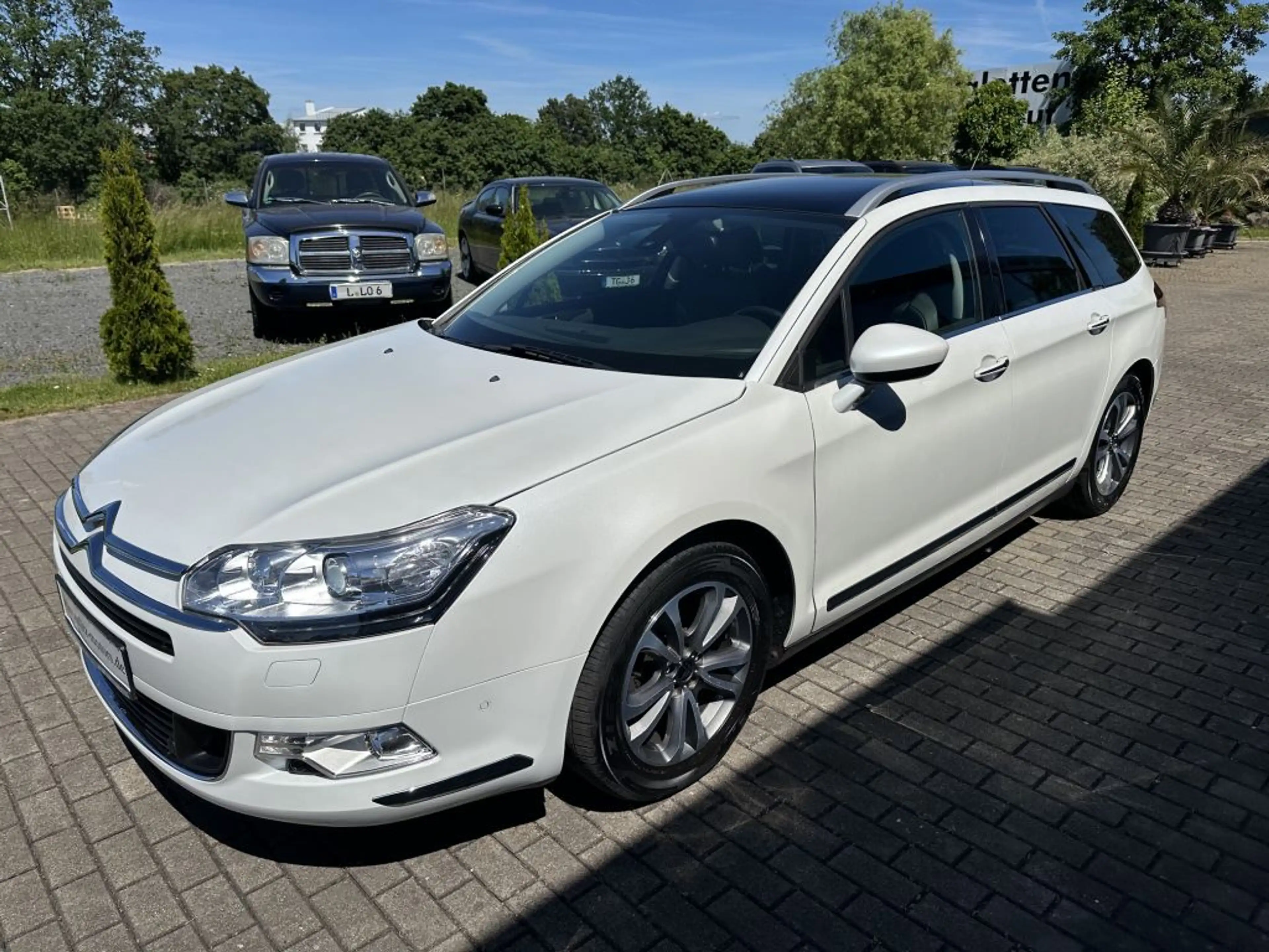 Citroen C5 Tourer BlueHDi 150 S&S Exclusive — photo 2