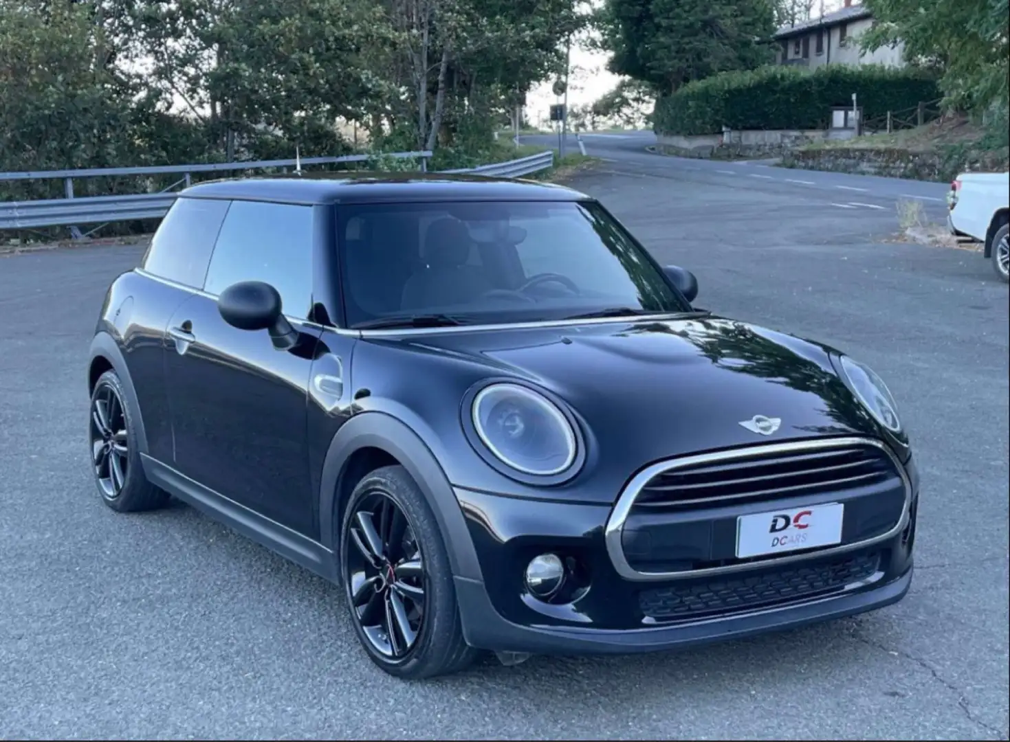 MINI One Blackyard Noir - 1