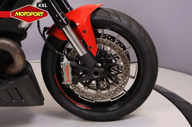 Ducati Diavel - foto 7