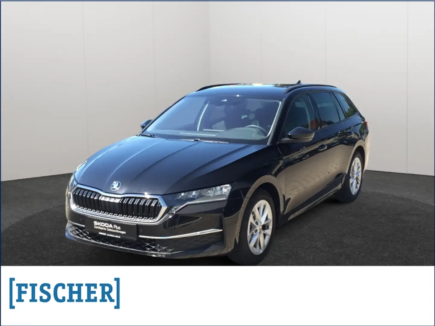 Skoda Octavia Combi 1.5eTSI DSG Selection LED AHK Navi Rear View Schwarz - 1