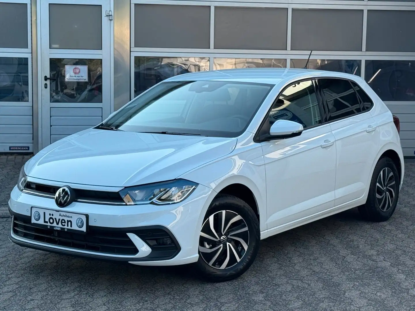 Volkswagen Polo 1.0 TSI Life|Kamera|SHZ|APP-Connect|Tempoma Weiß - 1