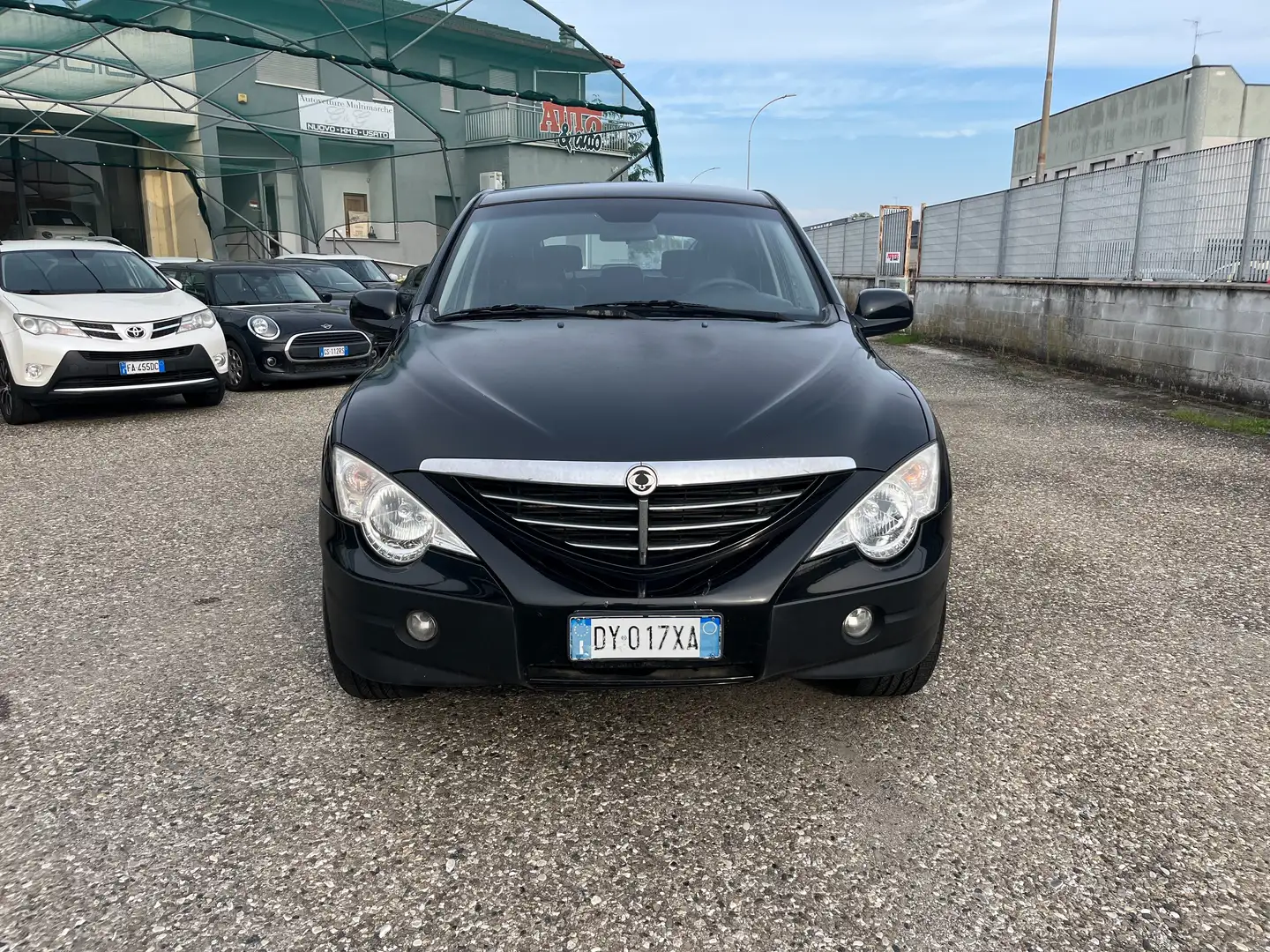 SsangYong Actyon 2.0 xdi Confort 4wd Schwarz - 2