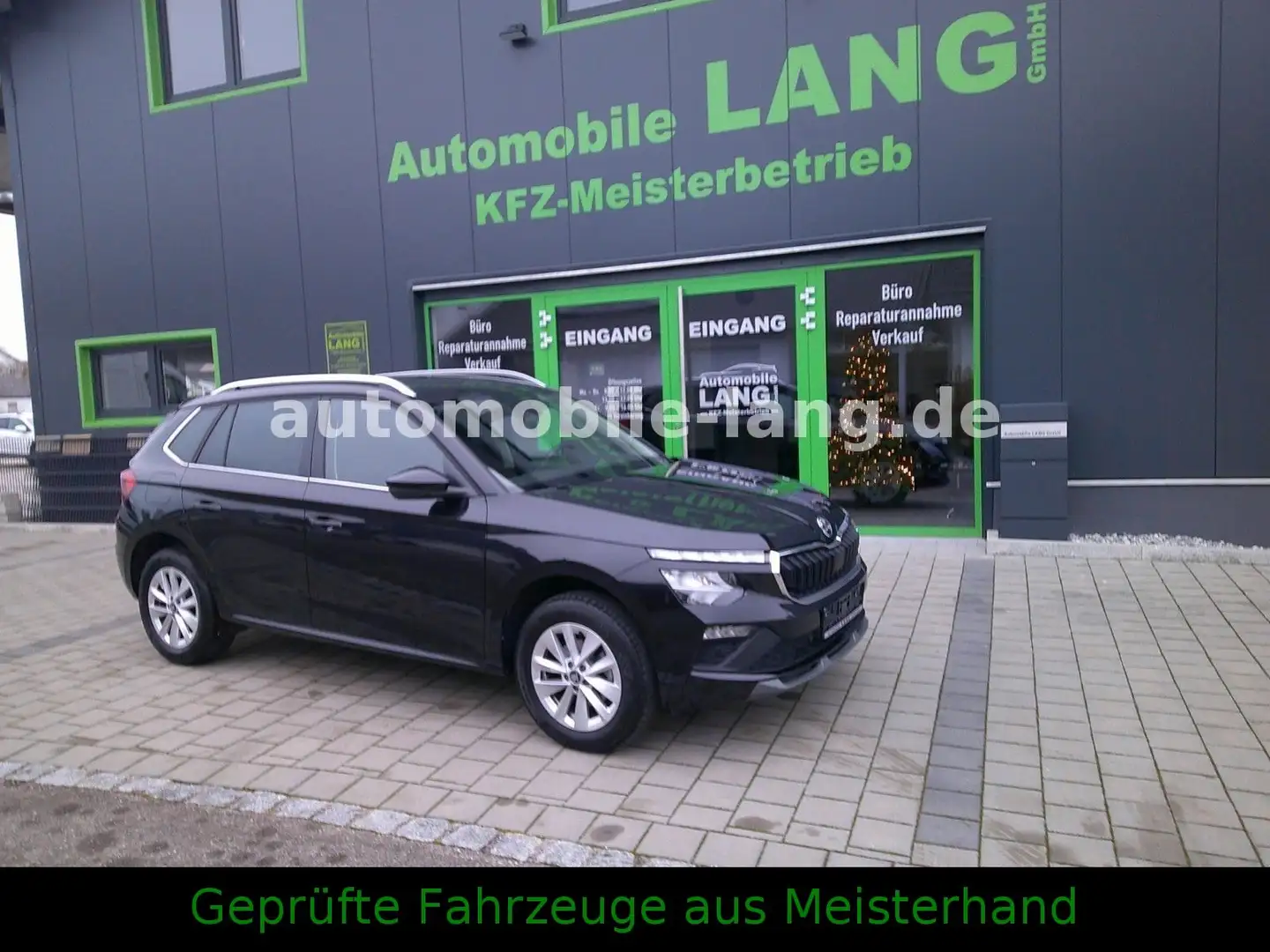 Skoda Kamiq 1,0 DSG Selection #KAMERA #4J.GAR Schwarz - 1
