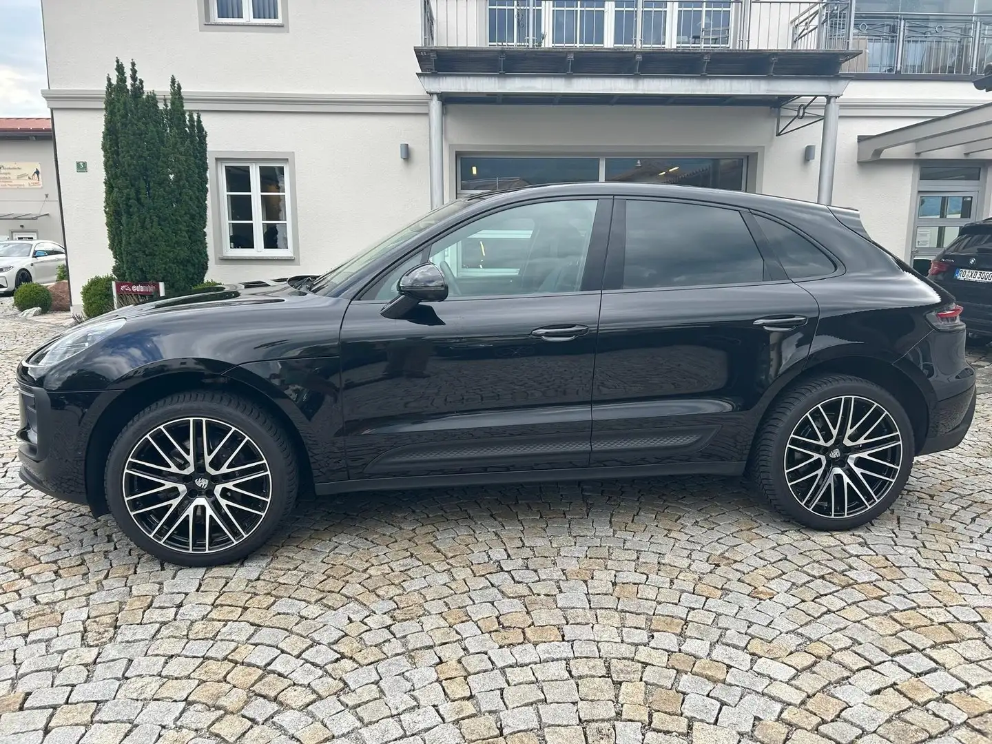 Porsche Macan Macan 2.0 265cv pdk/TETTO PANO/CERCHI 21/FULL OPT Nero - 2