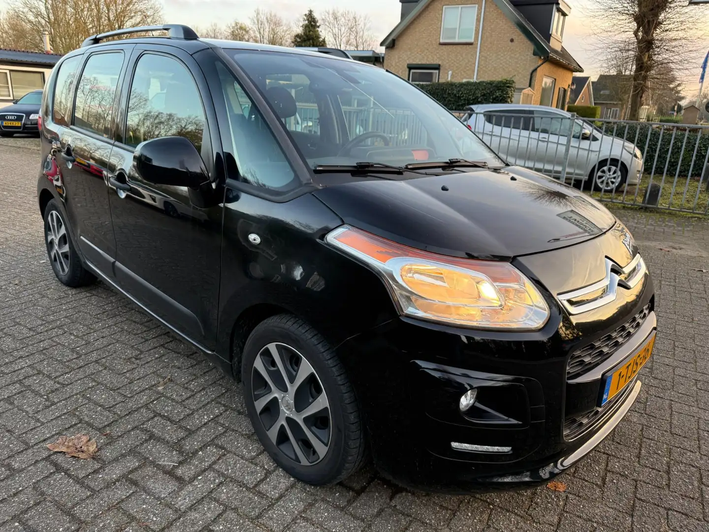 Citroen C3 Picasso 1.6 VTi Tendance ECC CRUISE BLUETOOTH TR.HAAK NAP Schwarz - 2