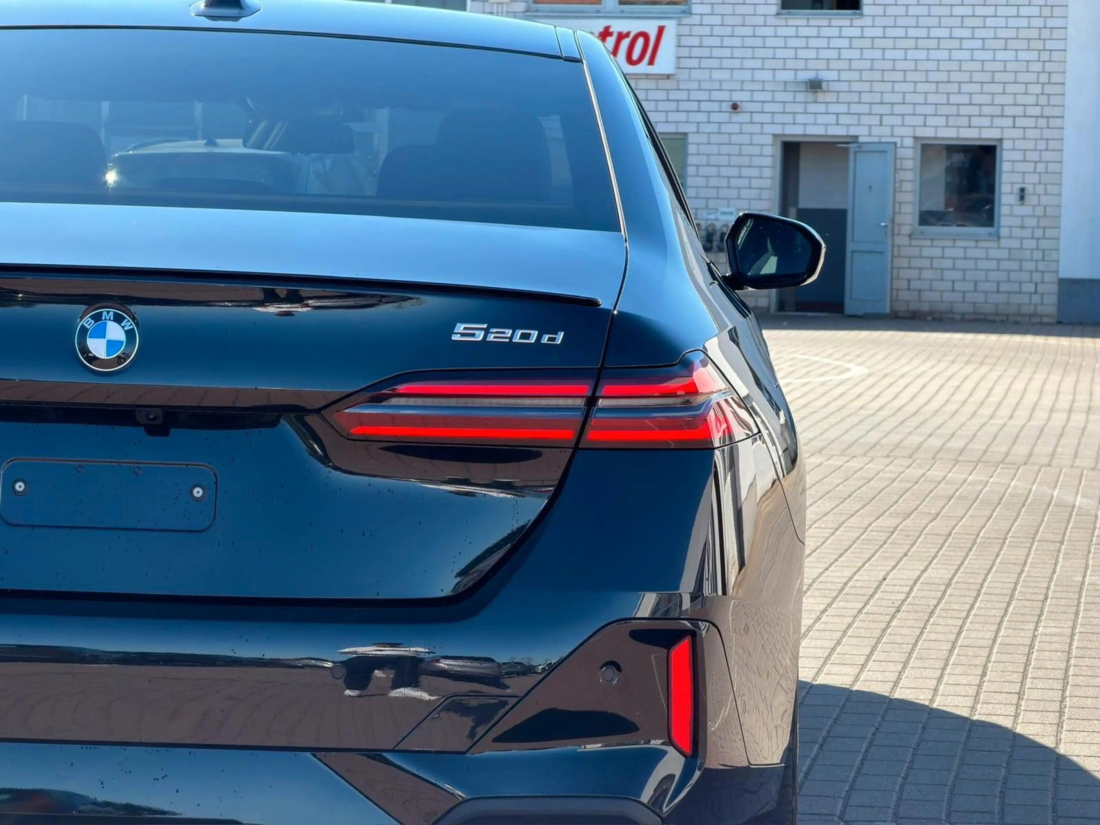 BMW 520 d *M-Sport Pro*H&K*20''SHZ — photo 15