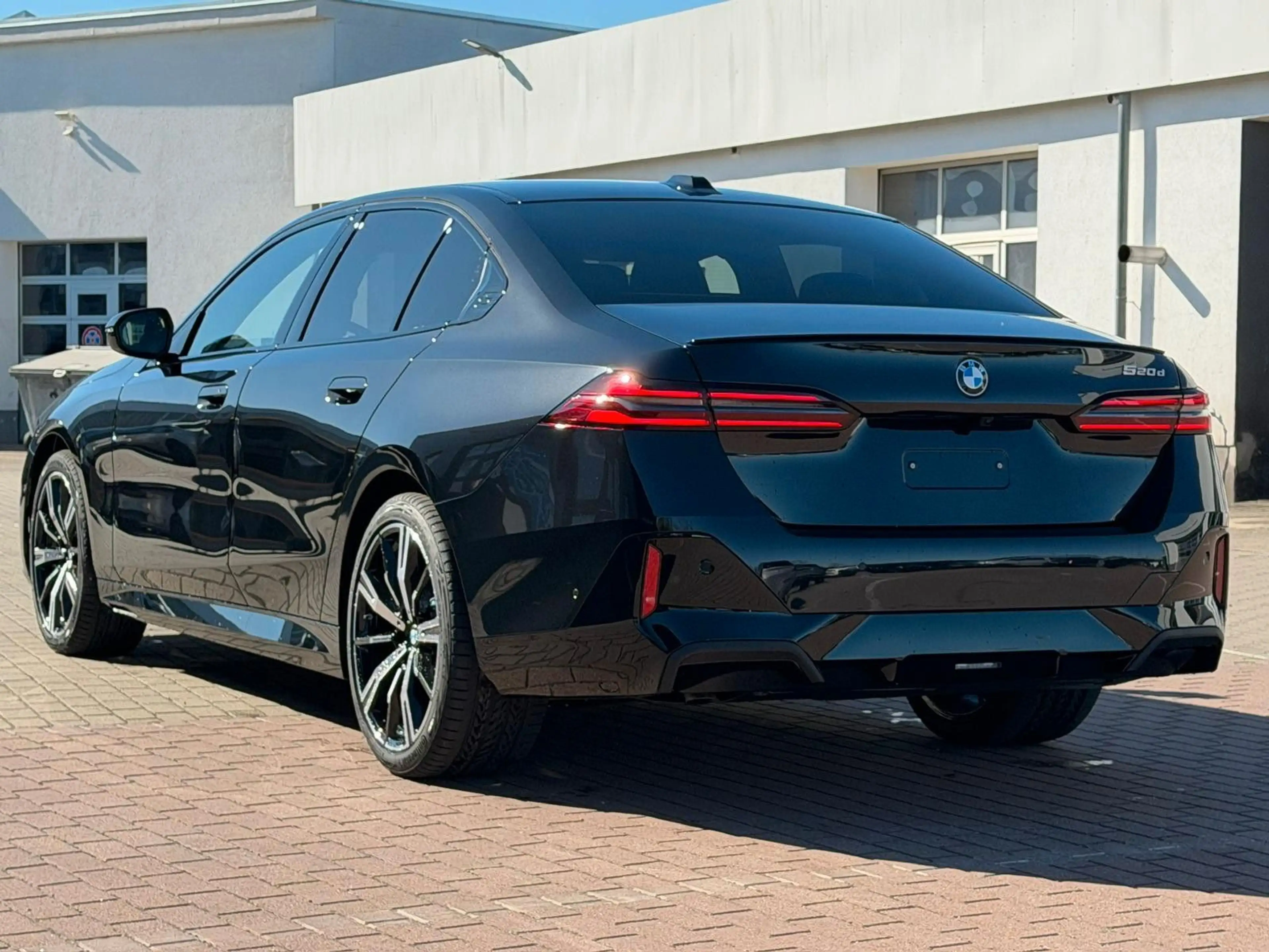 BMW 520 d *M-Sport Pro*H&K*20''SHZ — photo 8