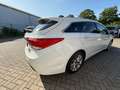 Hyundai i40 cw FIFA World Cup Edition*SHZ*LHZ*PDC*TEMPOM Weiß - thumbnail 8
