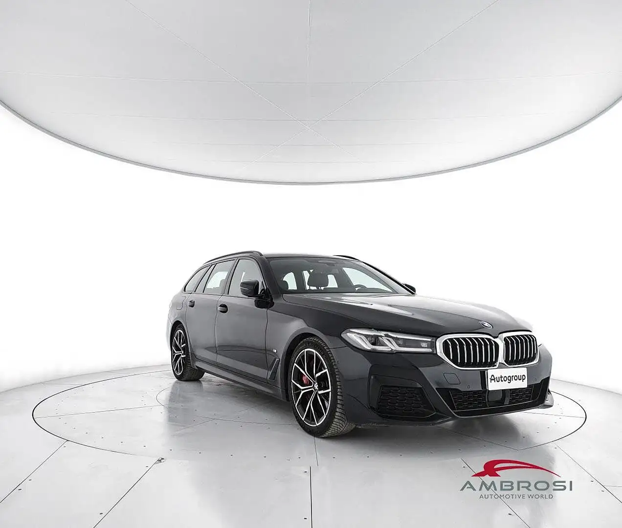 BMW 530 Touring 530d 48V xDrive Msport Blu/Azzurro - 2
