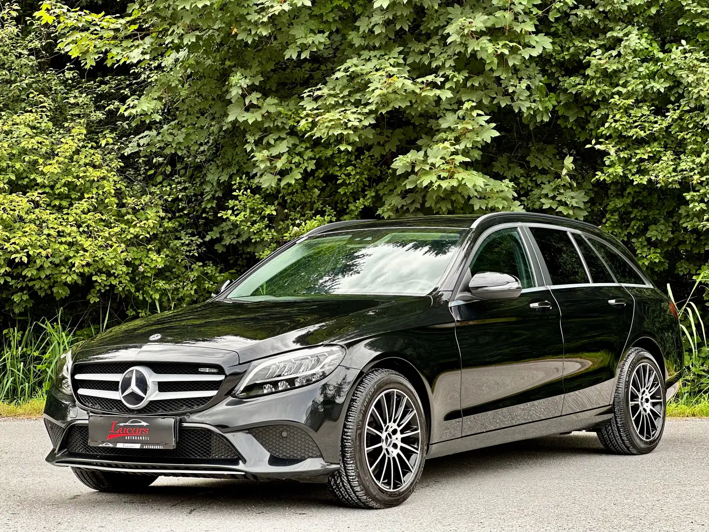 Mercedes-Benz C 180 T d *SHEIZUNG*LED*RFKAMERA*TOTWINKEL*NAVI*TOP* Zwart - 1