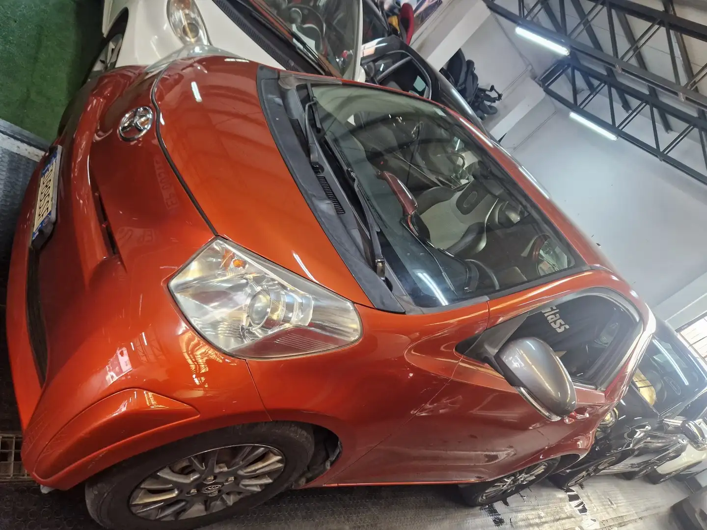 Toyota iQ 1.0 Tobasco automatica solo 69000km garanzia Orange - 1