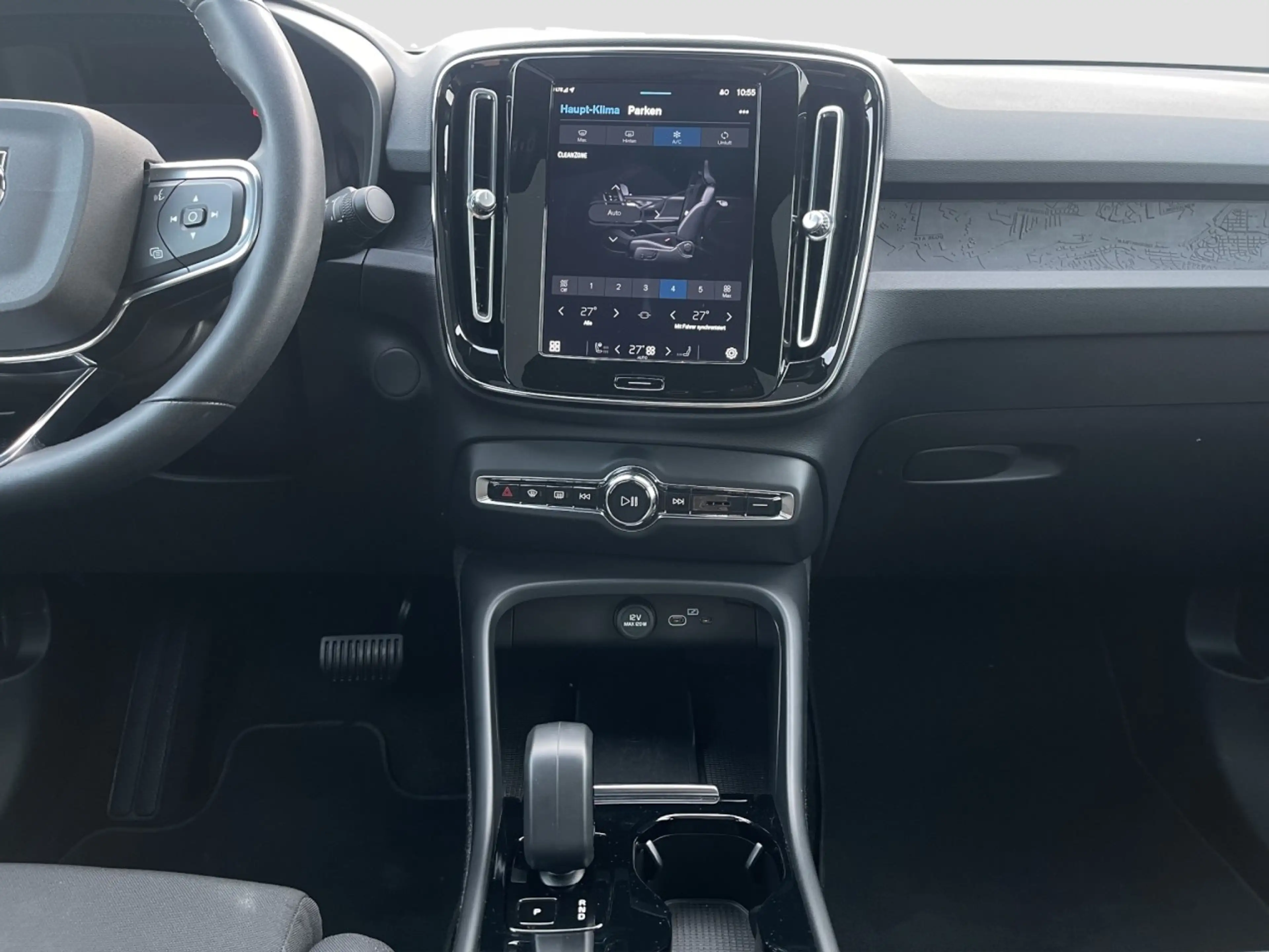 Volvo C40 Plus Twin Pure Electric AWD/Navi/AHK/20Zoll Klima — photo 11