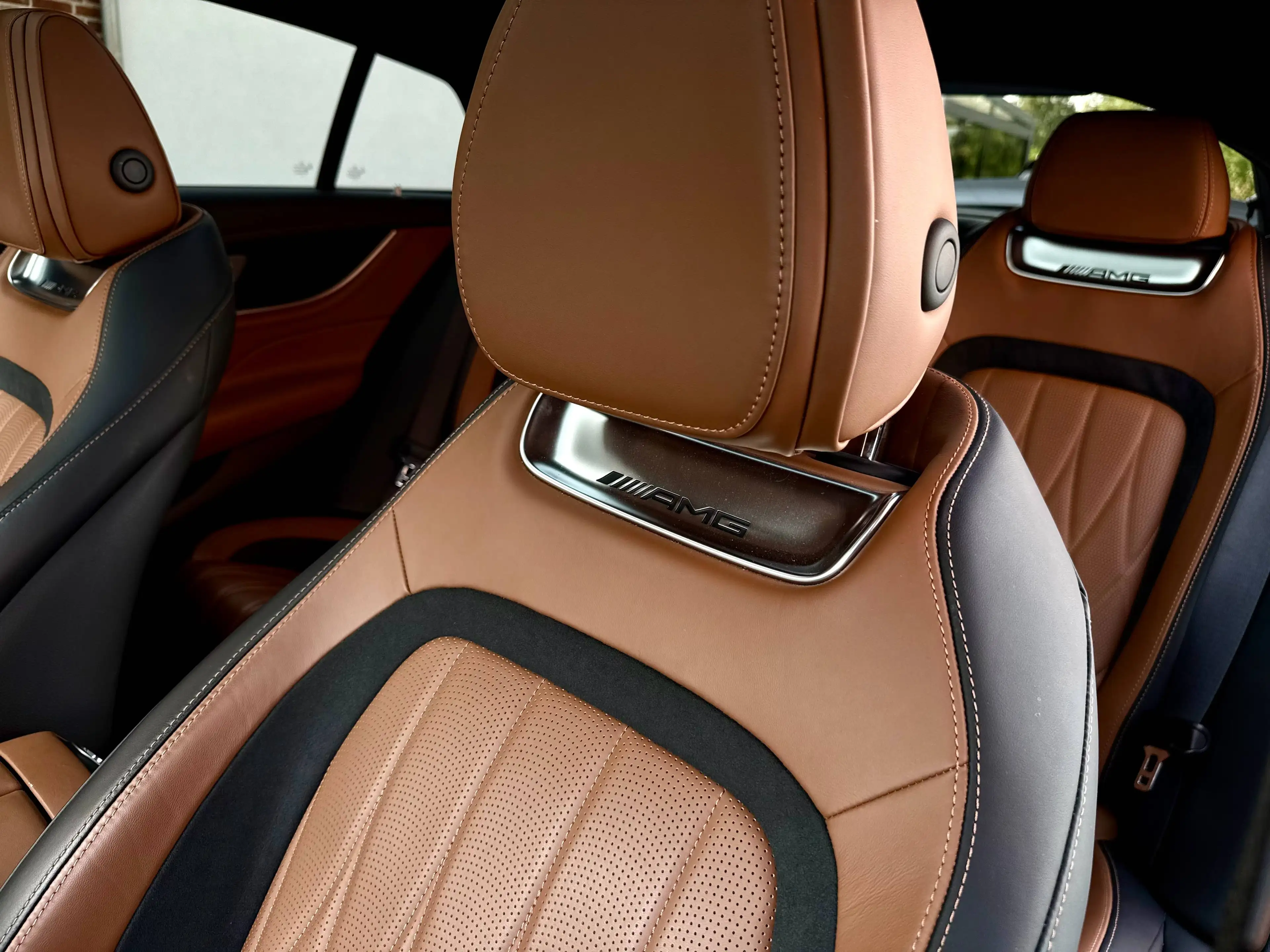 Mercedes-Benz AMG GT 53 4-Matic+ | Full! | Massage | Pano | 360° — photo 24