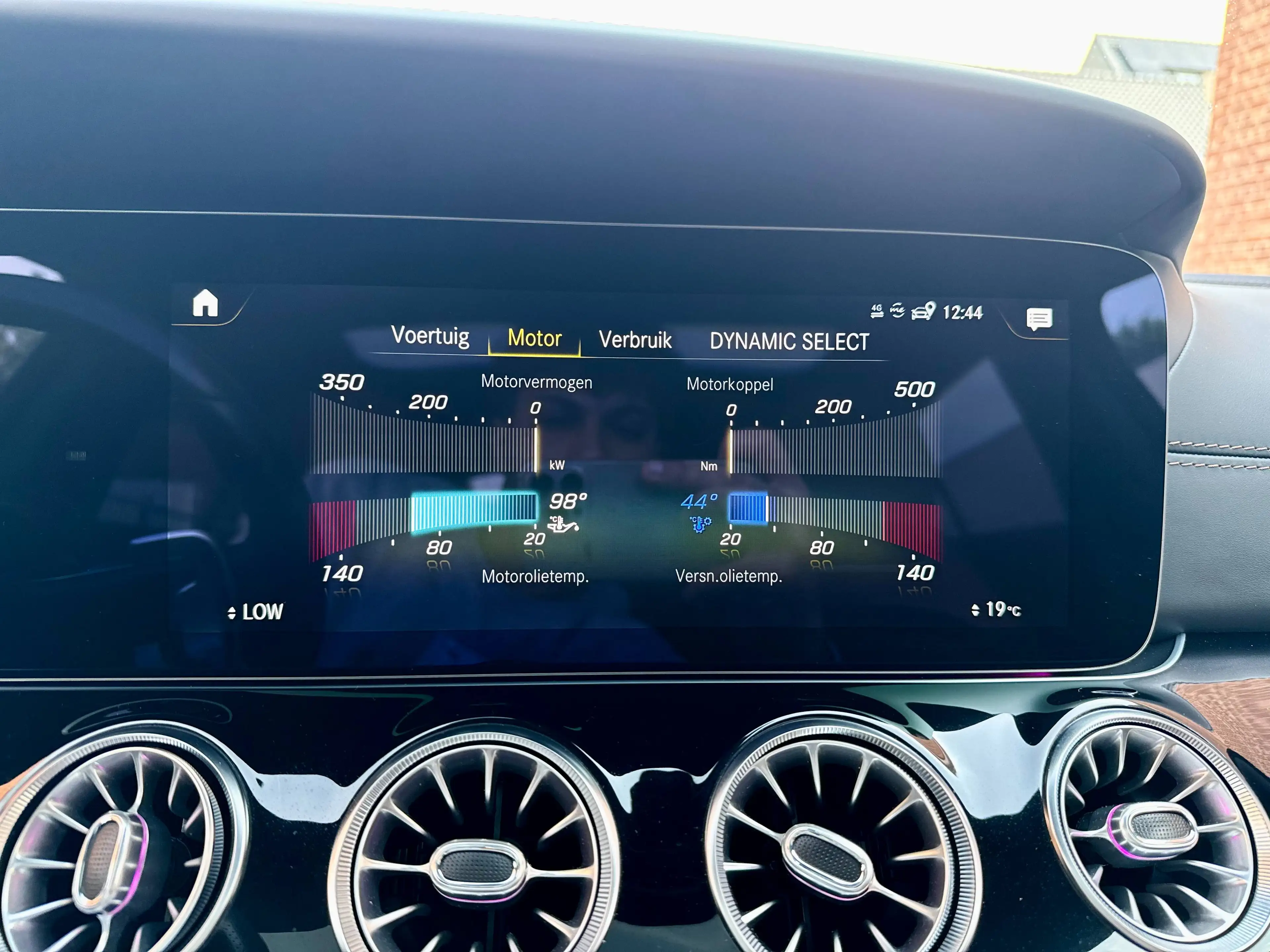 Mercedes-Benz AMG GT 53 4-Matic+ | Full! | Massage | Pano | 360° — photo 11