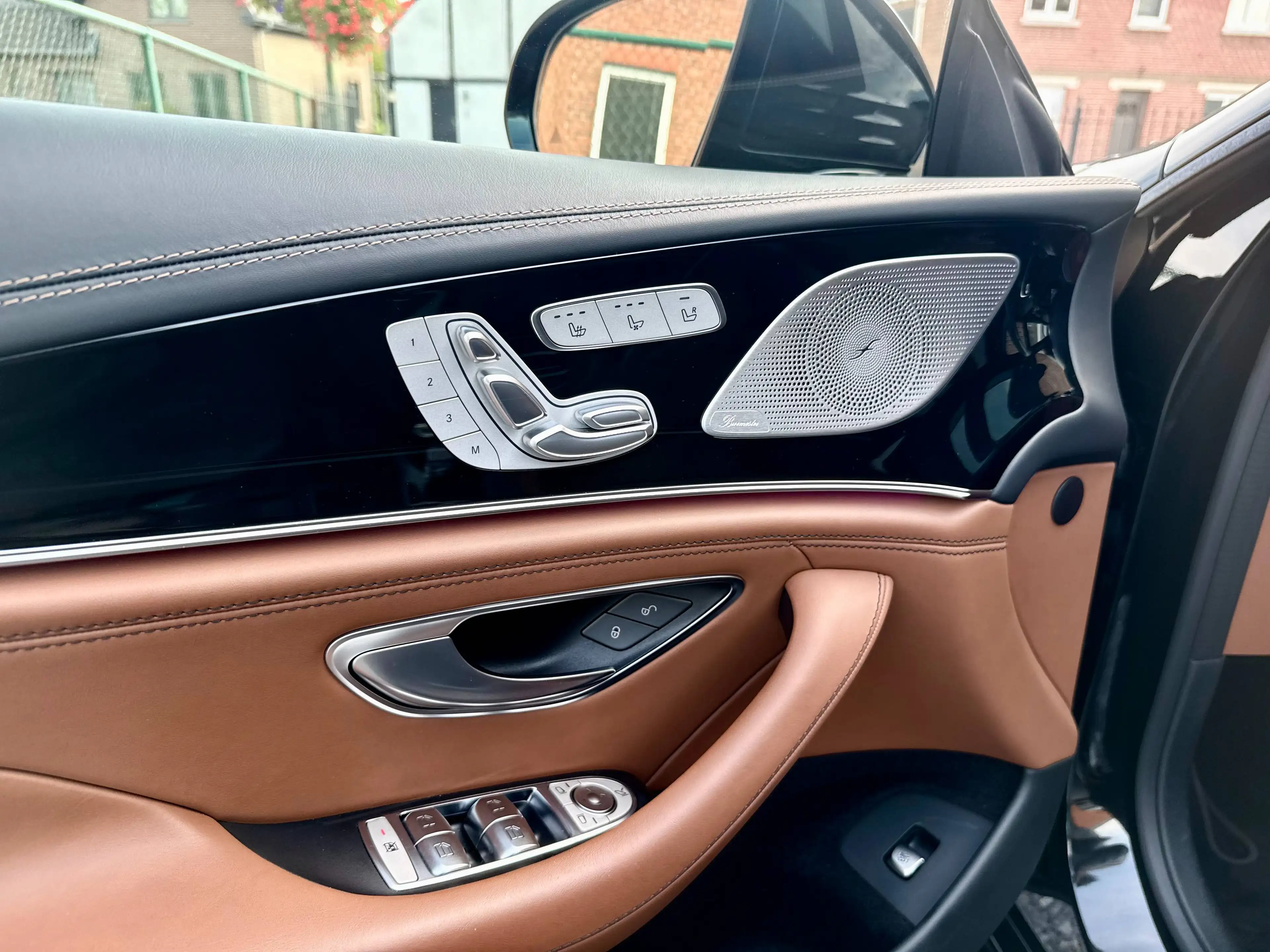 Mercedes-Benz AMG GT 53 4-Matic+ | Full! | Massage | Pano | 360° — photo 40