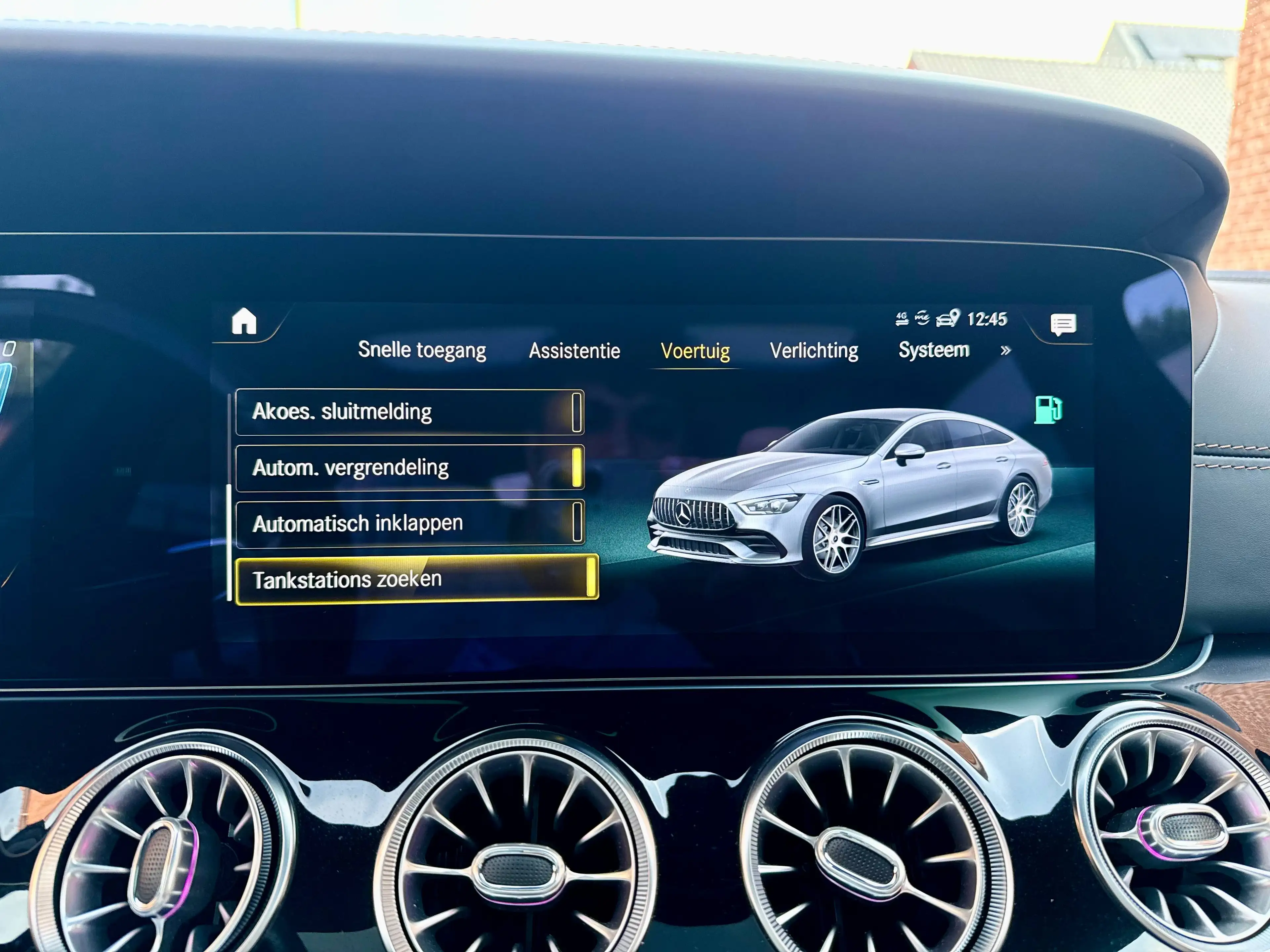 Mercedes-Benz AMG GT 53 4-Matic+ | Full! | Massage | Pano | 360° — photo 18
