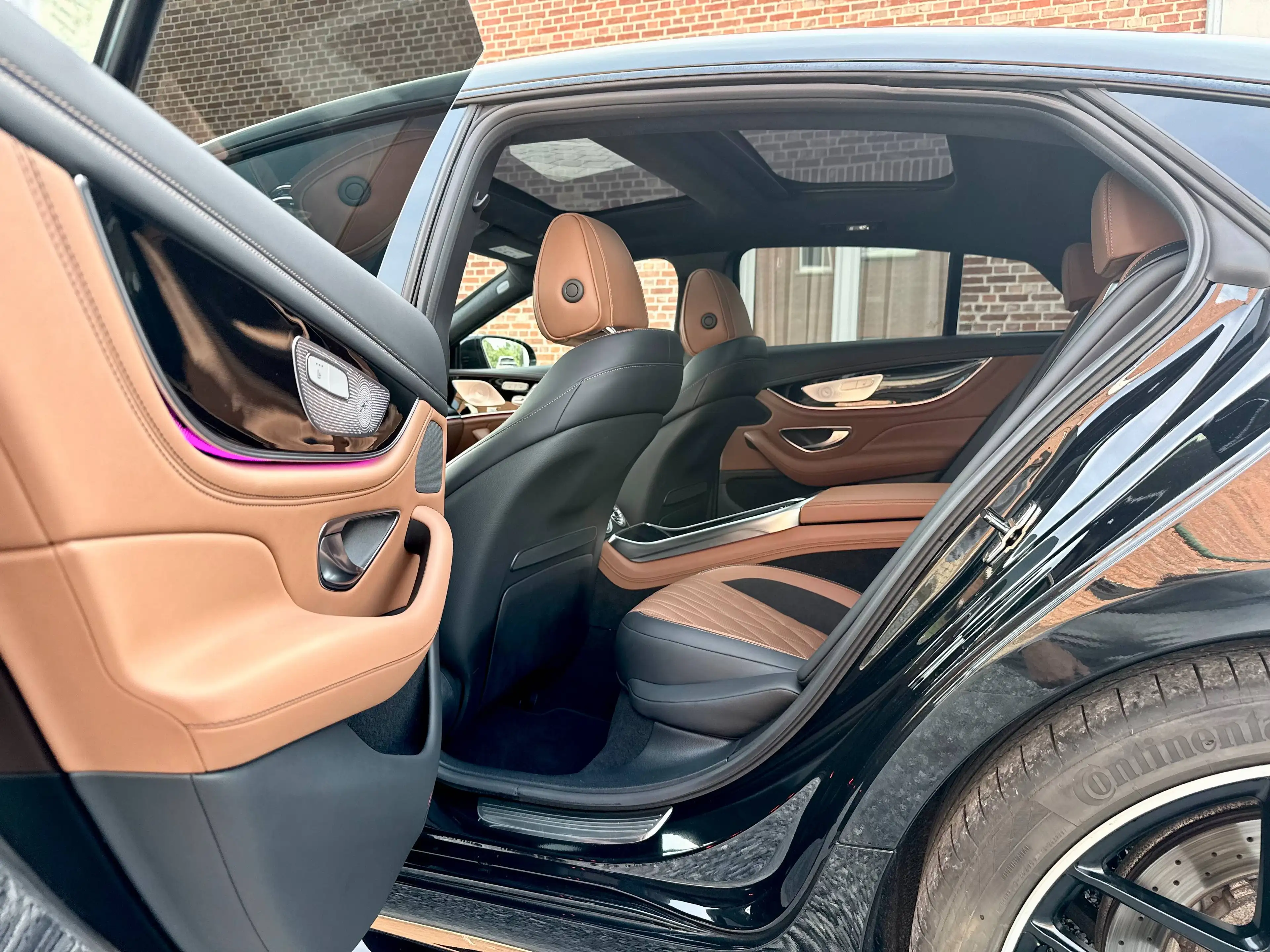 Mercedes-Benz AMG GT 53 4-Matic+ | Full! | Massage | Pano | 360° — photo 22