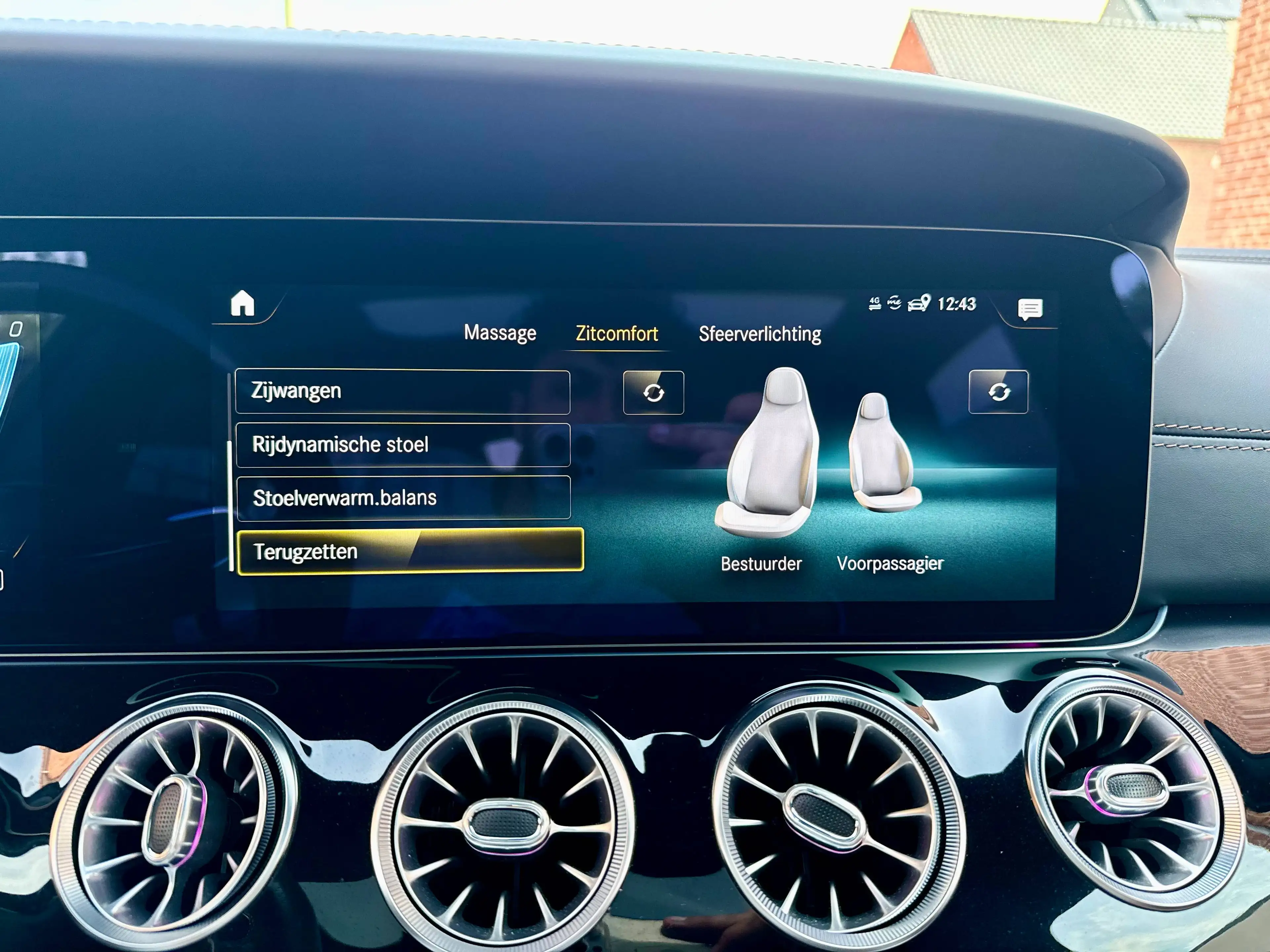 Mercedes-Benz AMG GT 53 4-Matic+ | Full! | Massage | Pano | 360° — photo 9