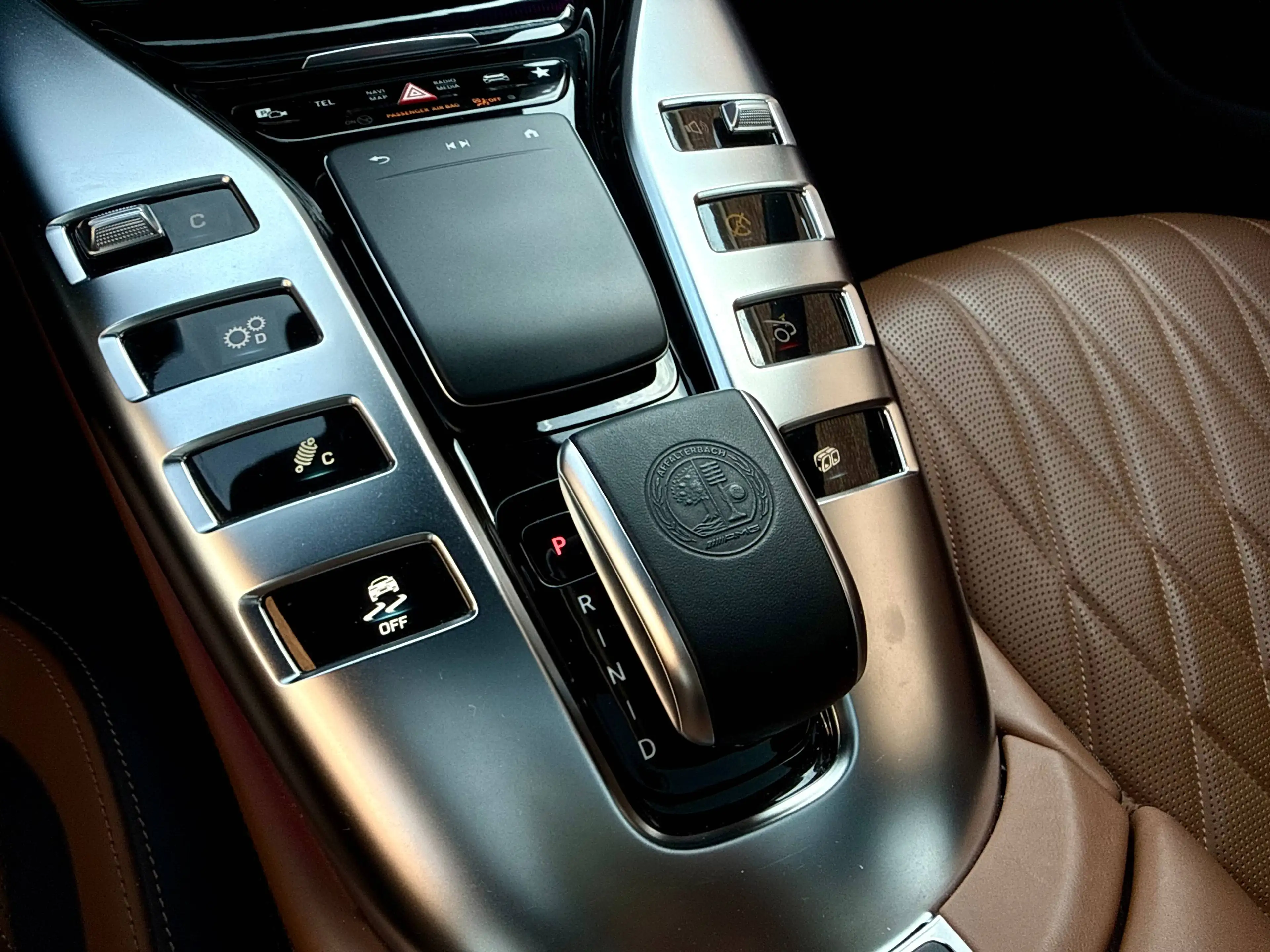 Mercedes-Benz AMG GT 53 4-Matic+ | Full! | Massage | Pano | 360° — photo 4