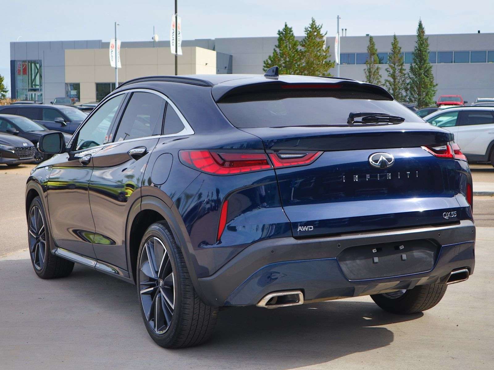 2023 Infiniti QX55 ESSENTIAL/AWD/LEATHER HEATED&VENTILATED SEATS/HEATED STEERING WHEEL — photo 4