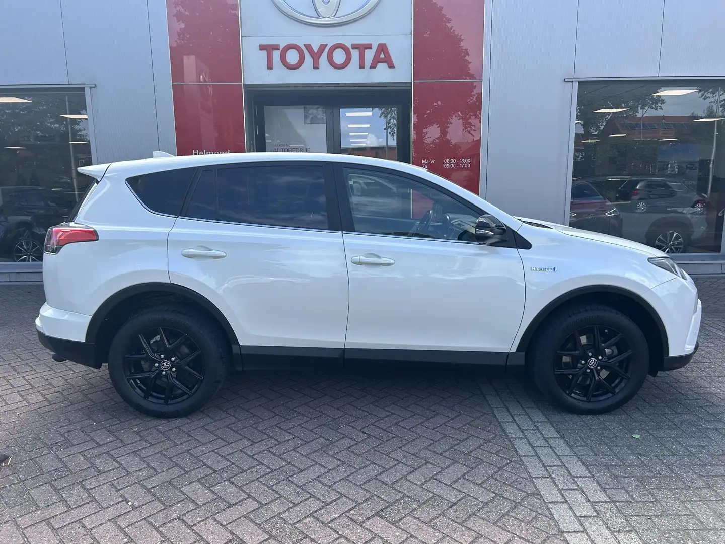 Toyota RAV 4 2.5 Hybrid Black Edition Wit - 2