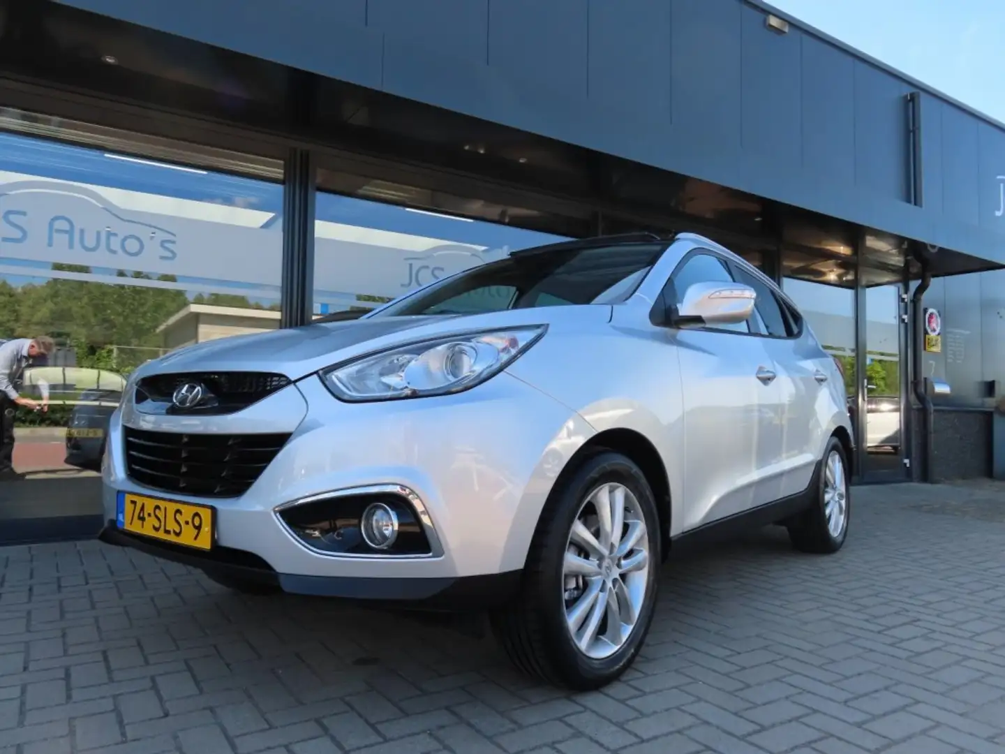 Hyundai iX35 2.0i i-Catcher Ecc Cruise Leder Navi Pano Trekhaak Grijs - 1