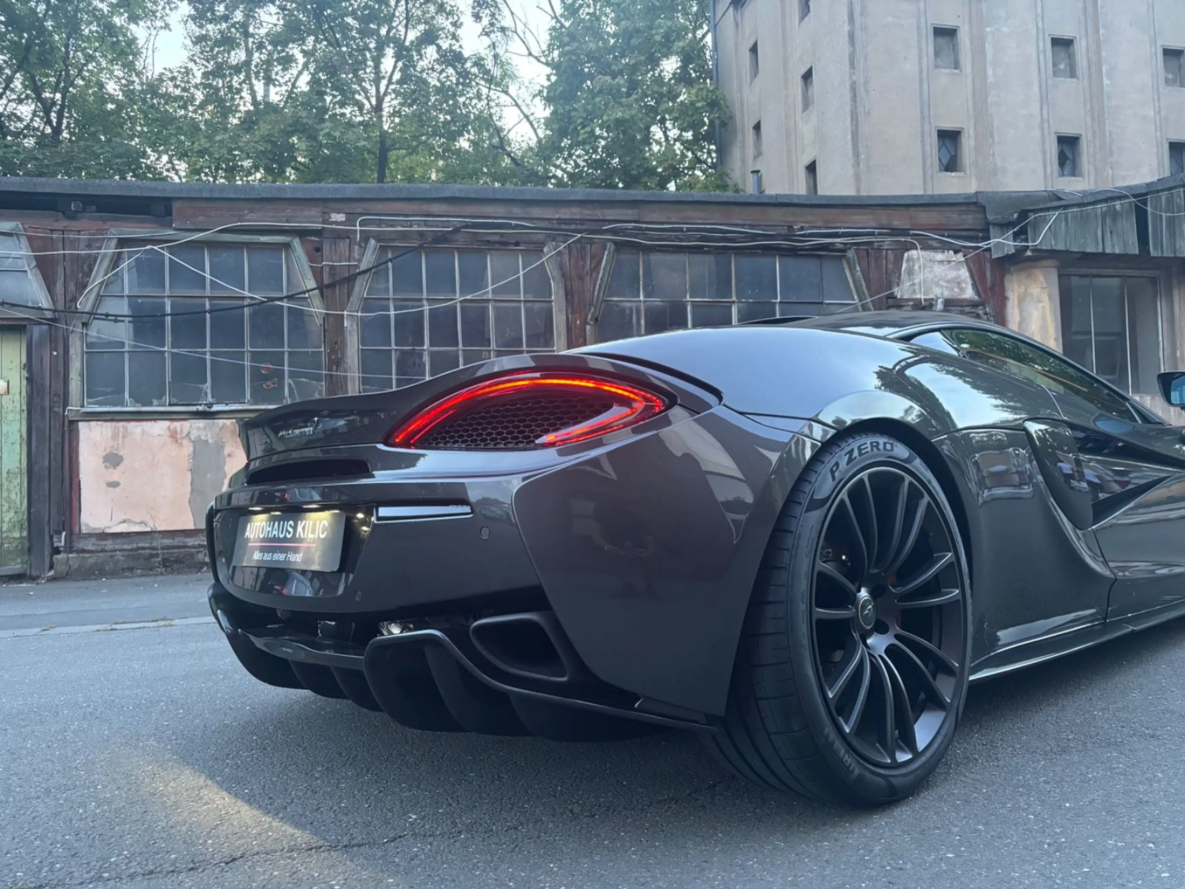 McLaren 570S Mclaren Warranty — photo 12