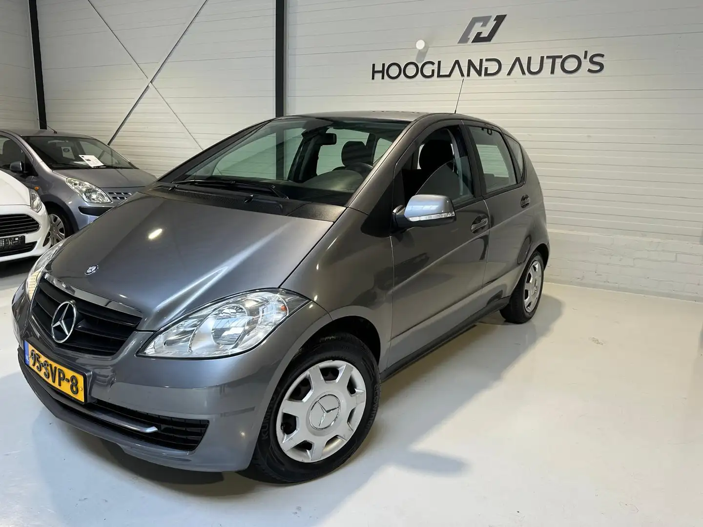 Mercedes-Benz A 160 Business Class Automaat Nieuwe APK NAP Grijs - 2