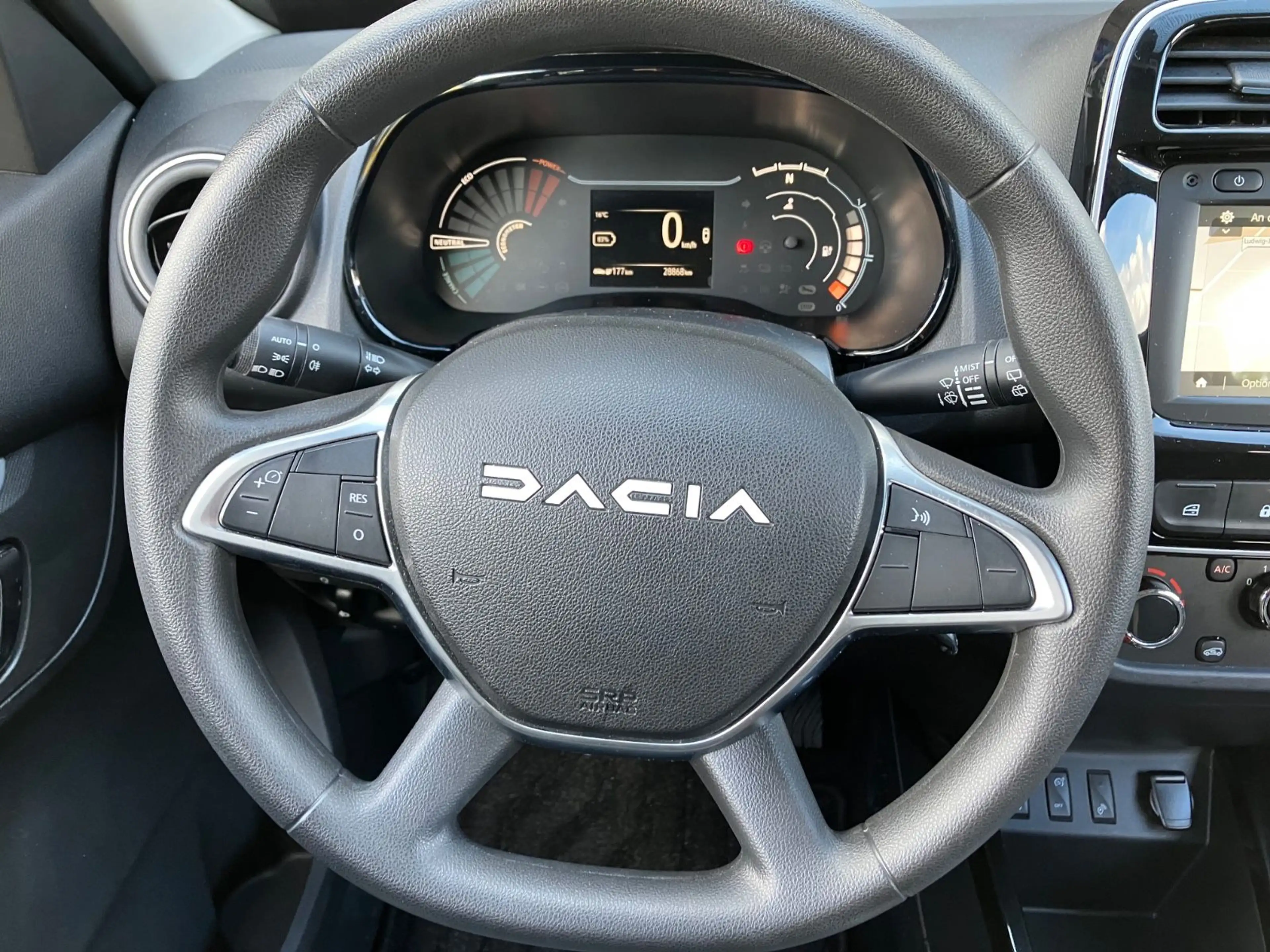 Dacia Spring Electric Essential 45 — photo 11
