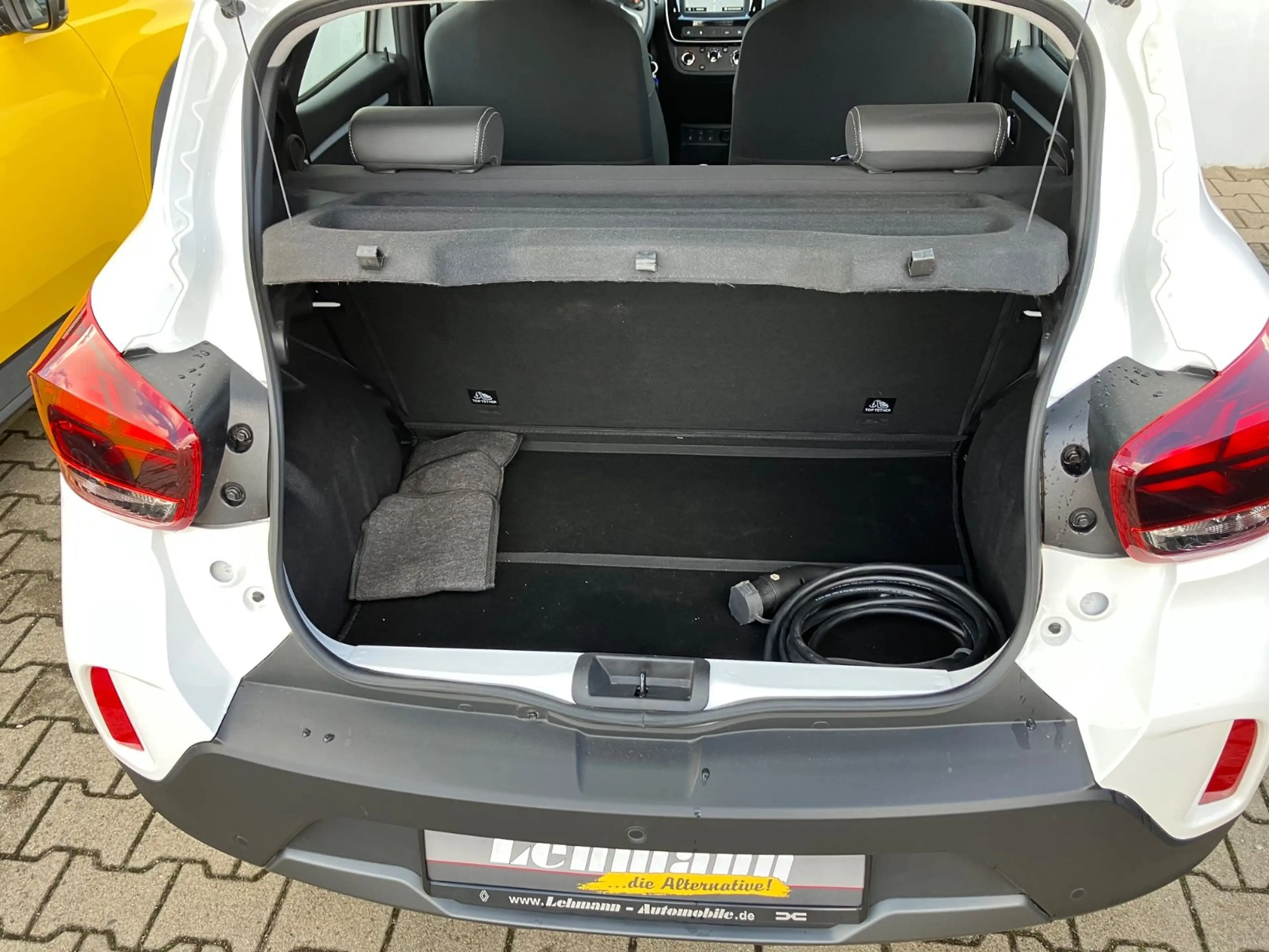 Dacia Spring Electric Essential 45 — photo 8