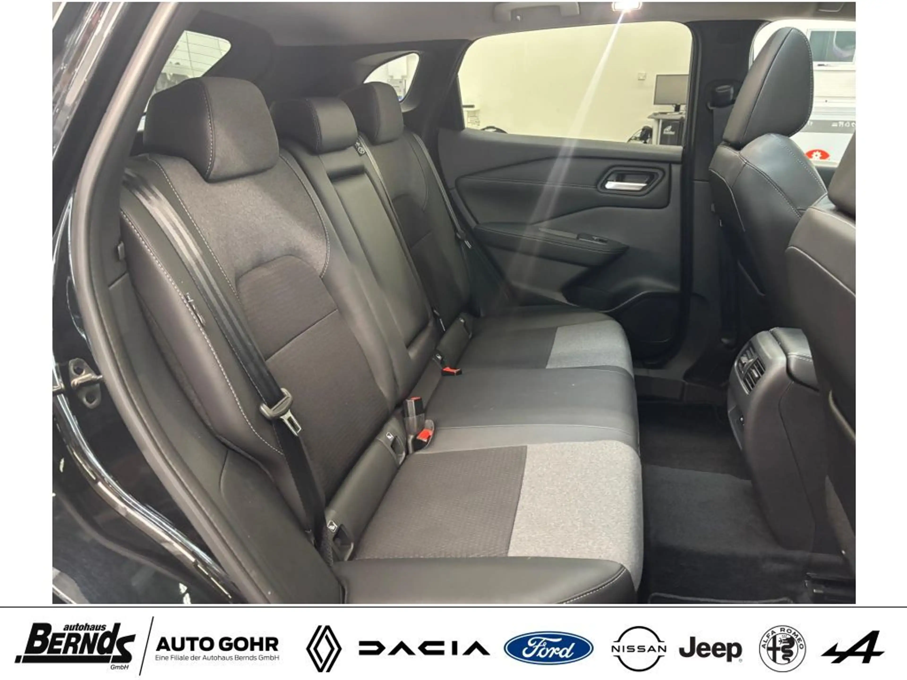 Nissan Qashqai 1.5 VC-T e-Power N-Connecta KLIMA SHZ NAVIGATION — photo 4