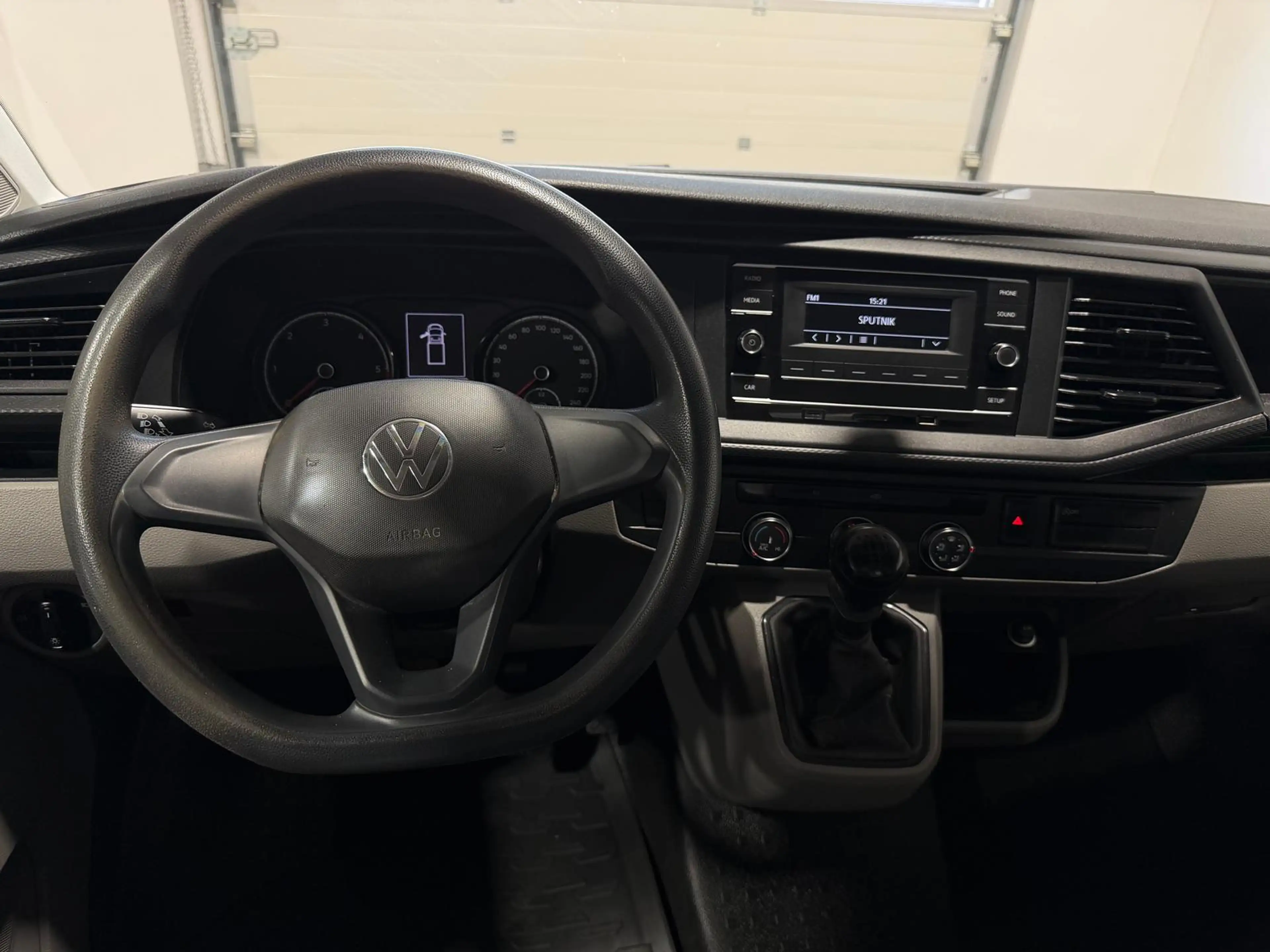 Volkswagen T6.1 Transporter T6.1 Pritsche-Einzelkabine,lang,Klima,Radio — photo 9