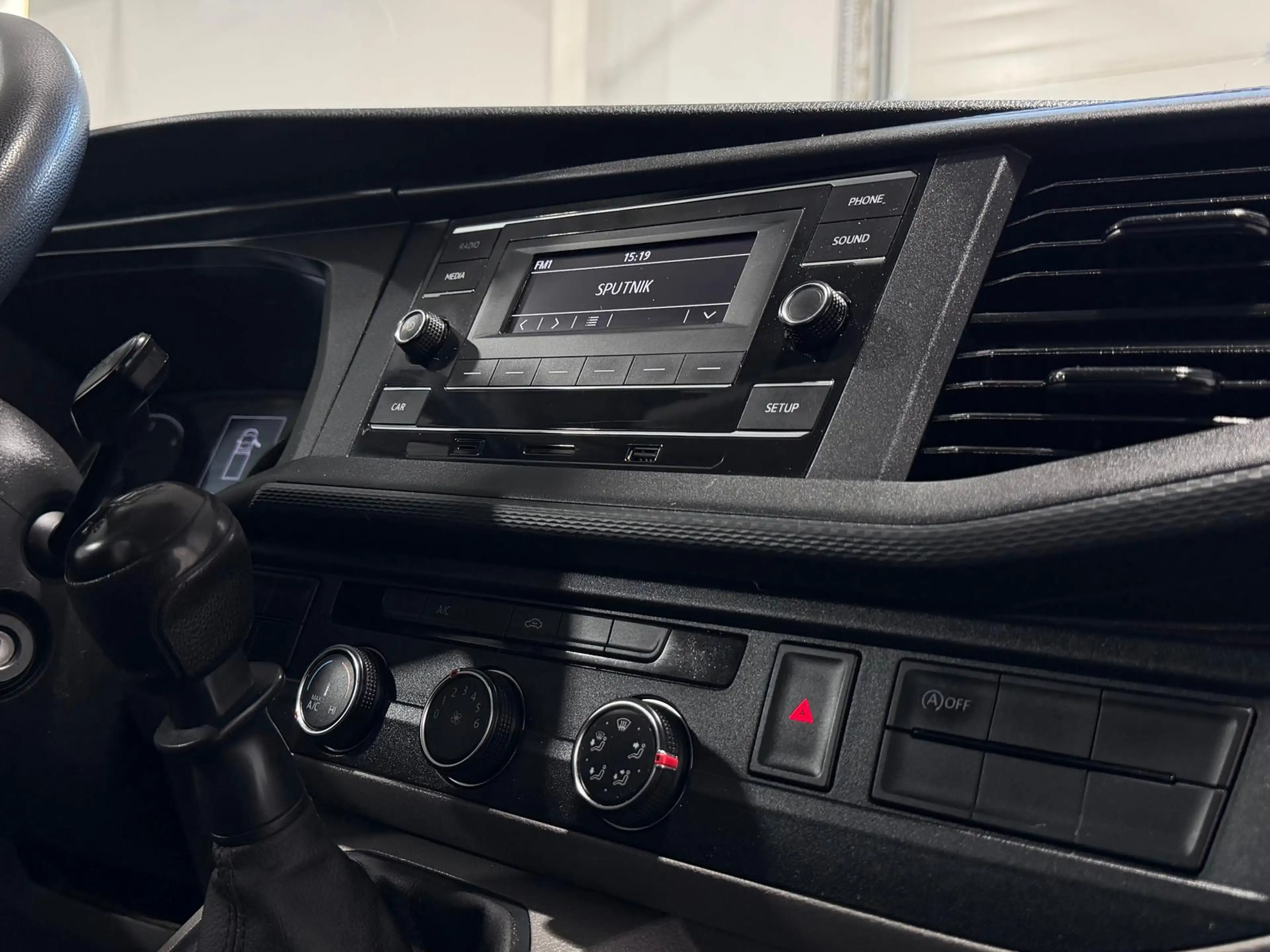 Volkswagen T6.1 Transporter T6.1 Pritsche-Einzelkabine,lang,Klima,Radio — photo 8