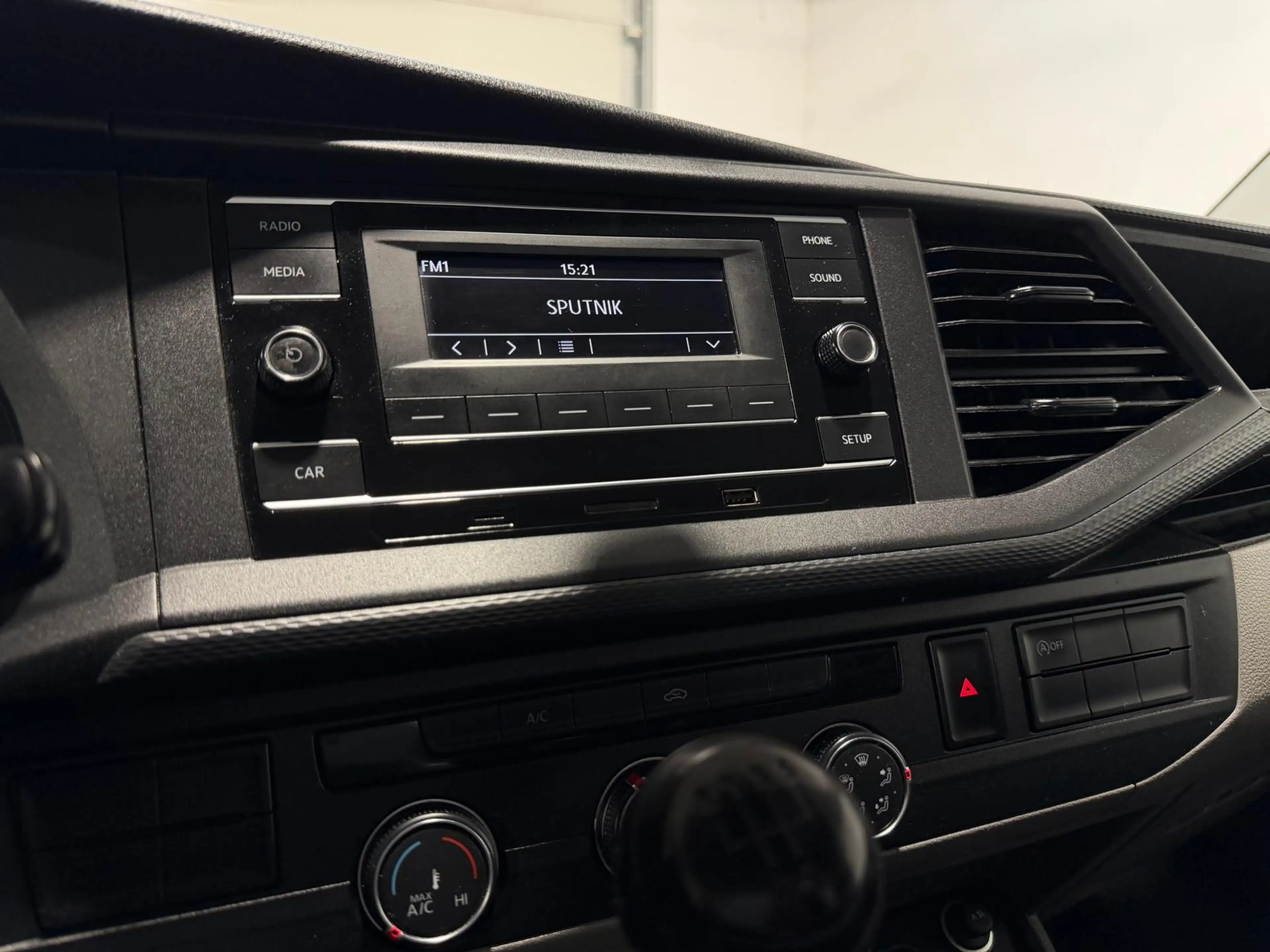 Volkswagen T6.1 Transporter T6.1 Pritsche-Einzelkabine,lang,Klima,Radio — photo 12