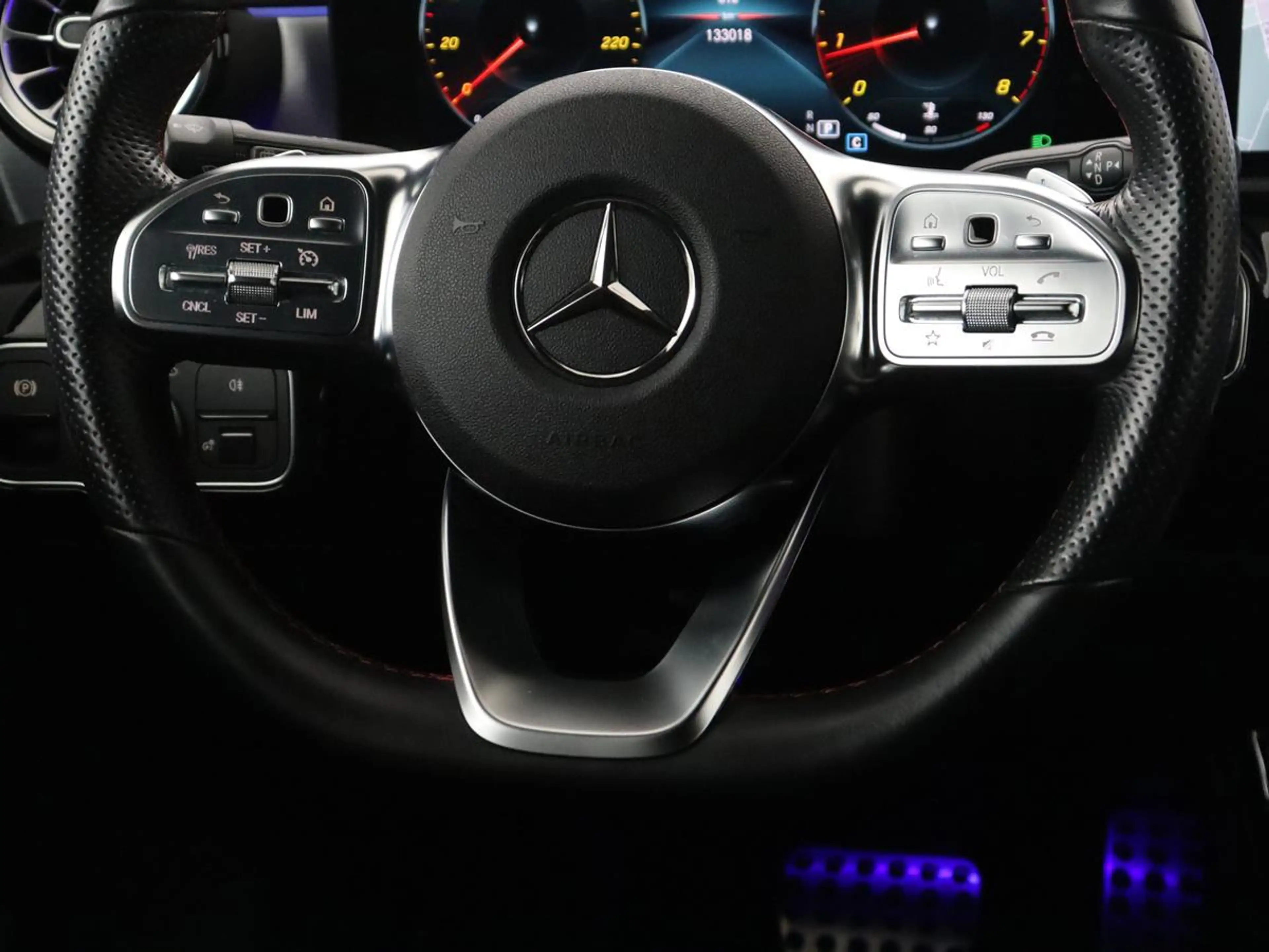 Mercedes-Benz CLA 180 Shooting Brake Business Solution AMG | Stoelverwar — photo 8