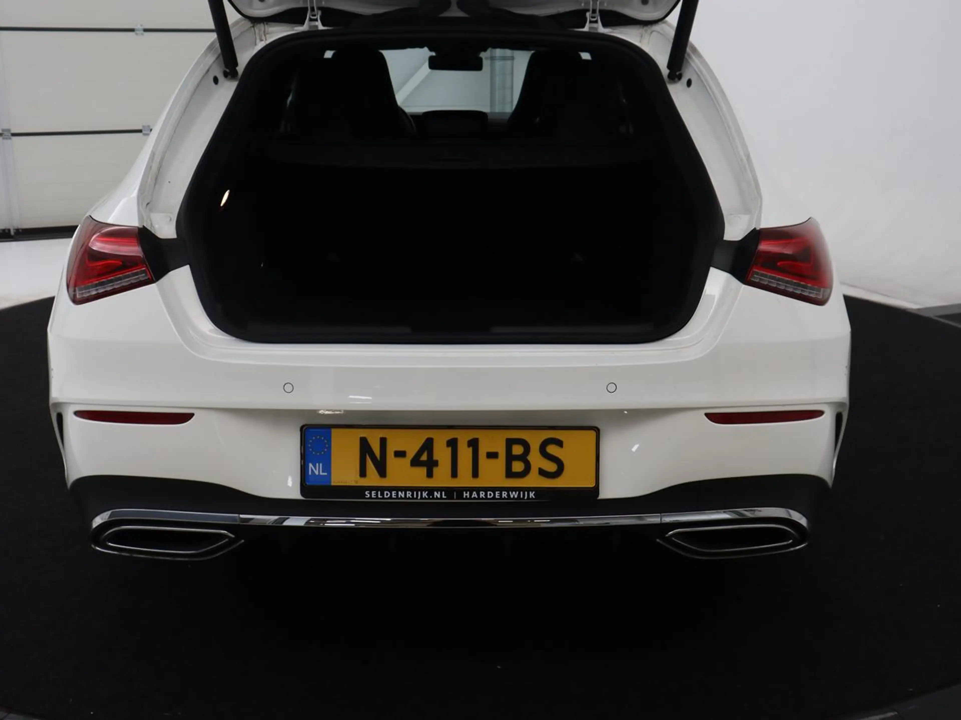 Mercedes-Benz CLA 180 Shooting Brake Business Solution AMG | Stoelverwar — photo 9