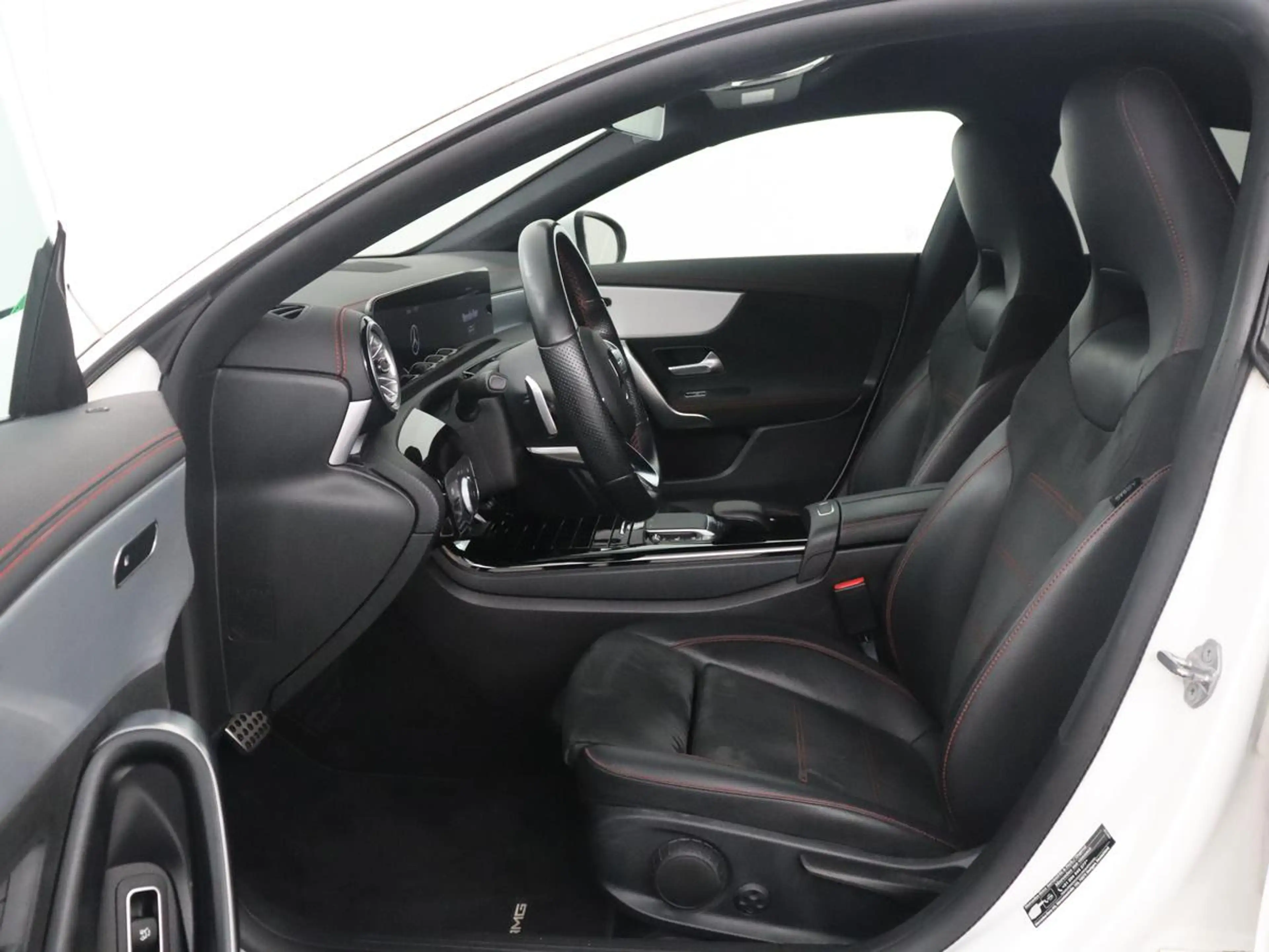 Mercedes-Benz CLA 180 Shooting Brake Business Solution AMG | Stoelverwar — photo 4