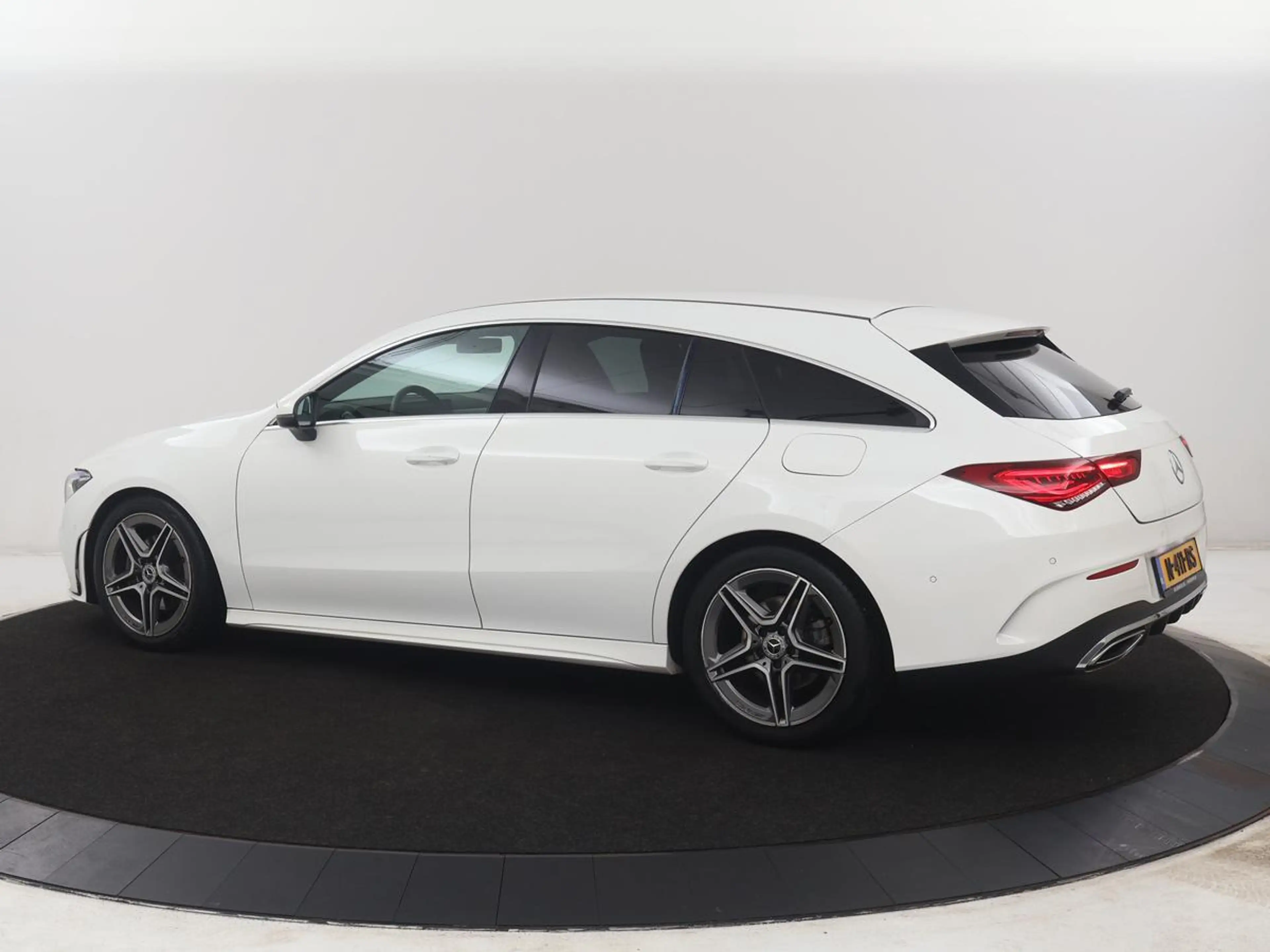 Mercedes-Benz CLA 180 Shooting Brake Business Solution AMG | Stoelverwar — photo 2