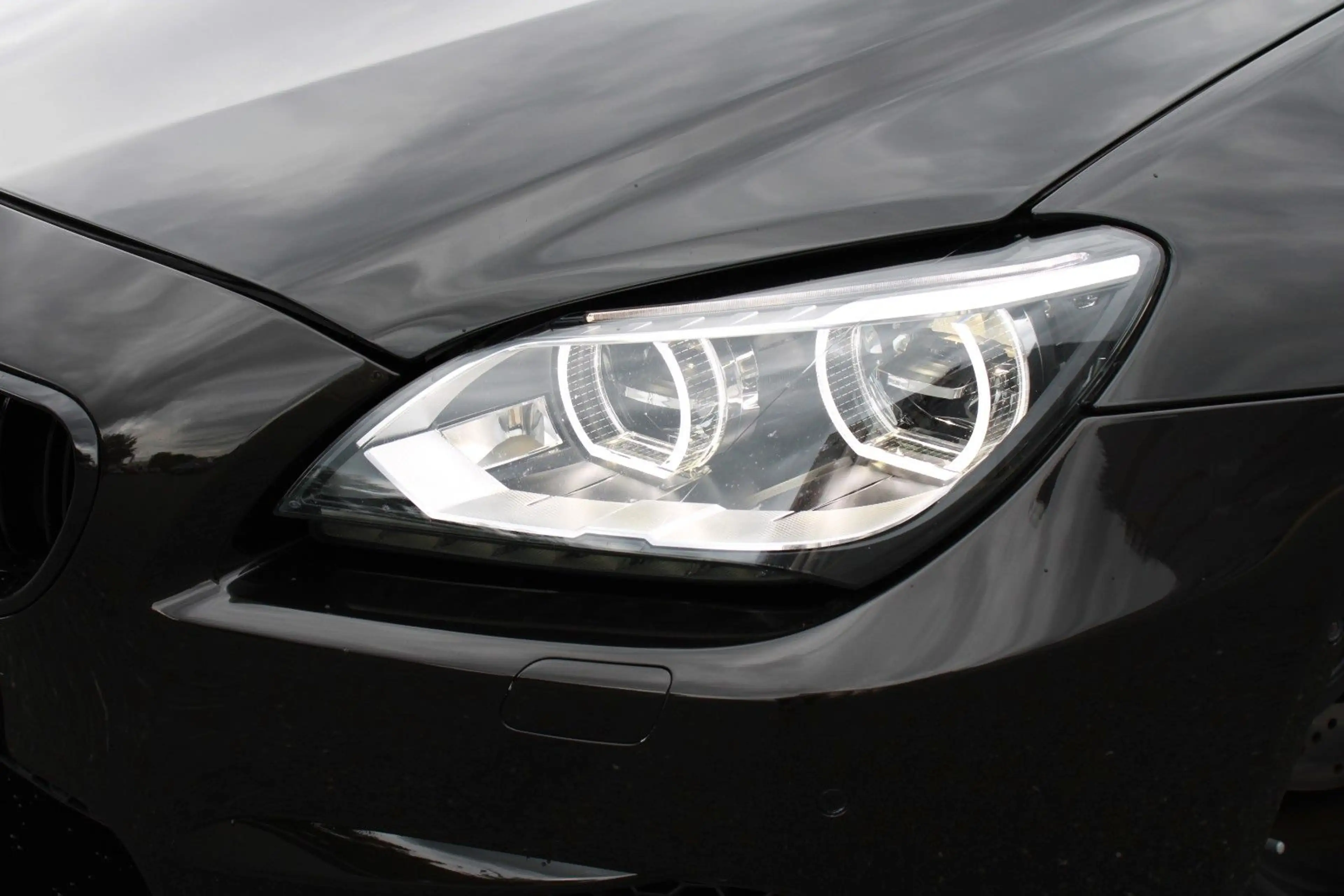 BMW M6 Coupe DT-Fzg Individual B&O Carbon LED — photo 10