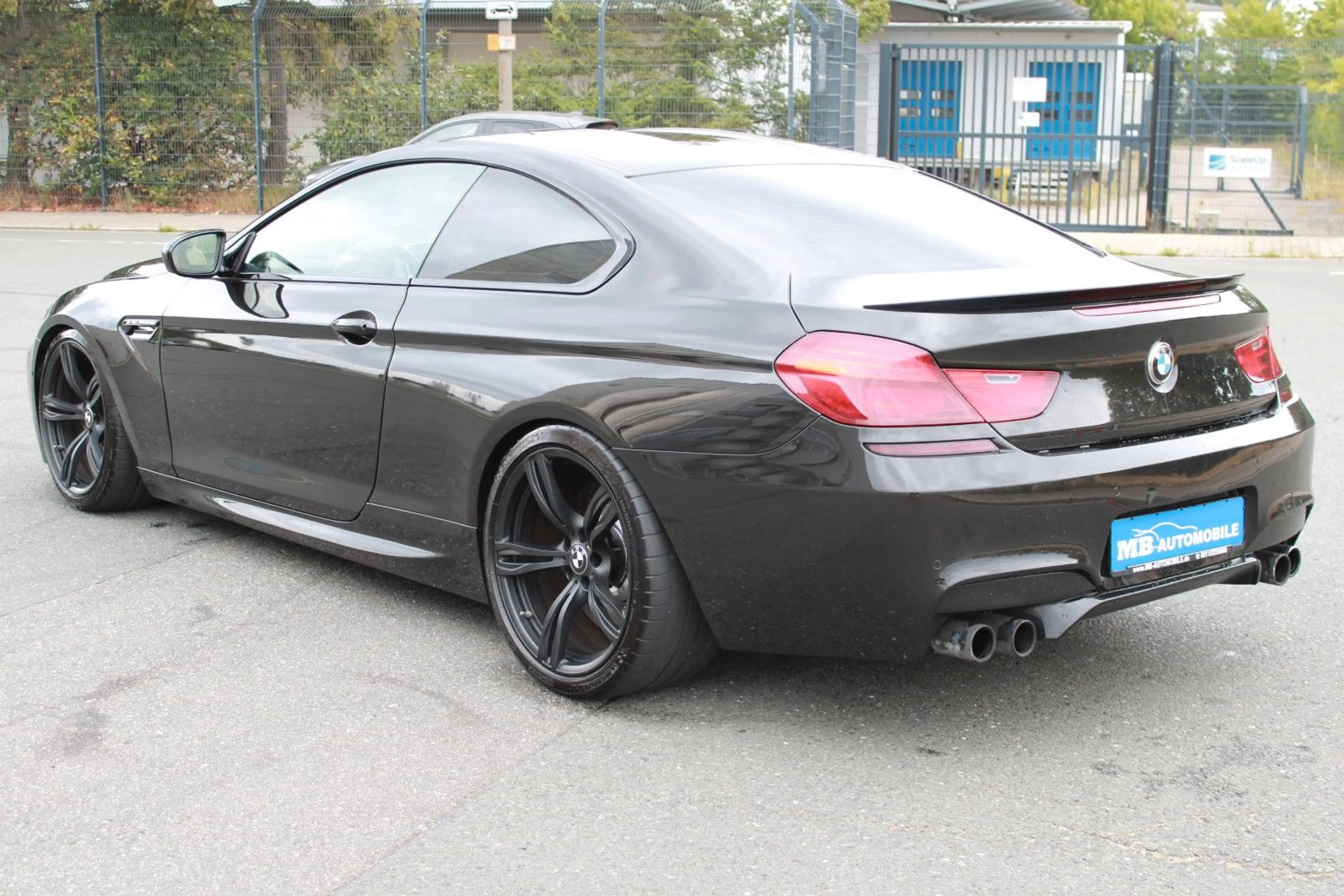 BMW M6 Coupe DT-Fzg Individual B&O Carbon LED — photo 7