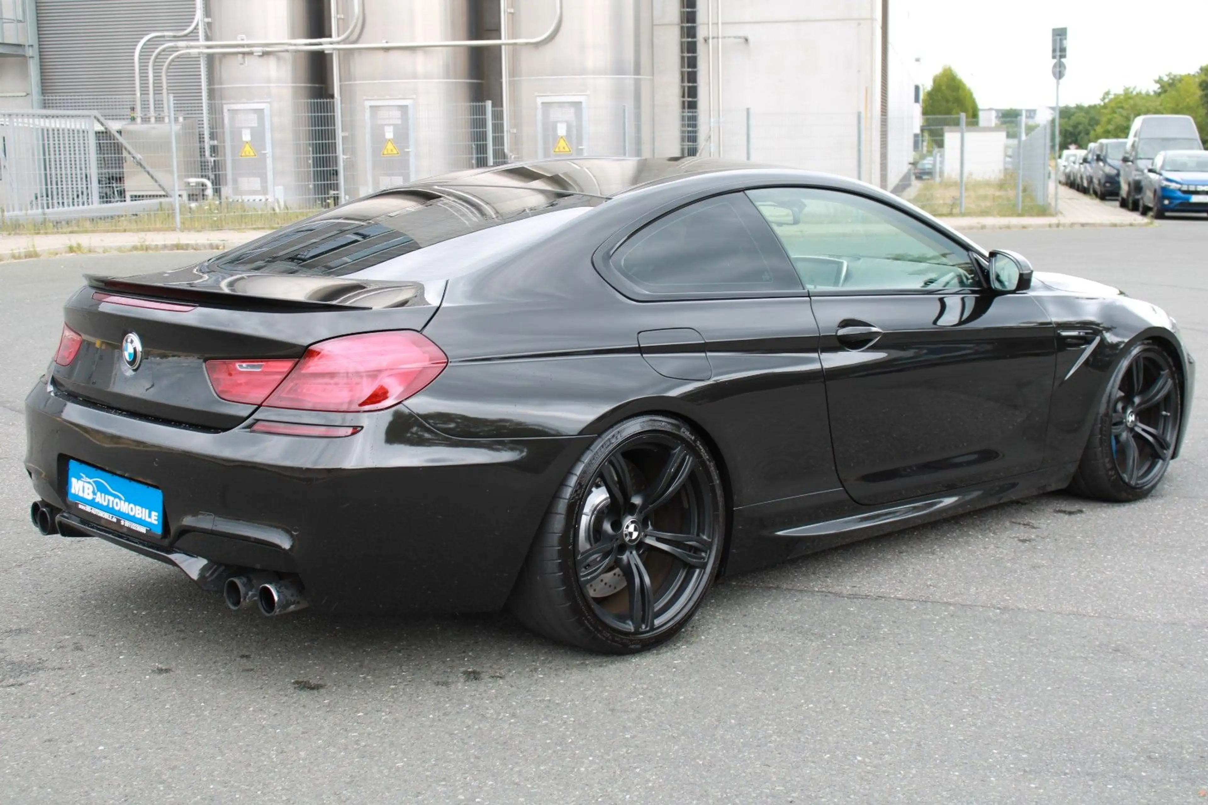BMW M6 Coupe DT-Fzg Individual B&O Carbon LED — photo 9