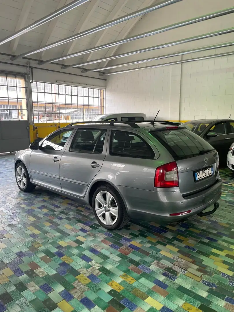 Skoda Octavia Wagon 1.6 tdi cr Ambition 4x4 TAGLIANDI CERTIFICAT - 1
