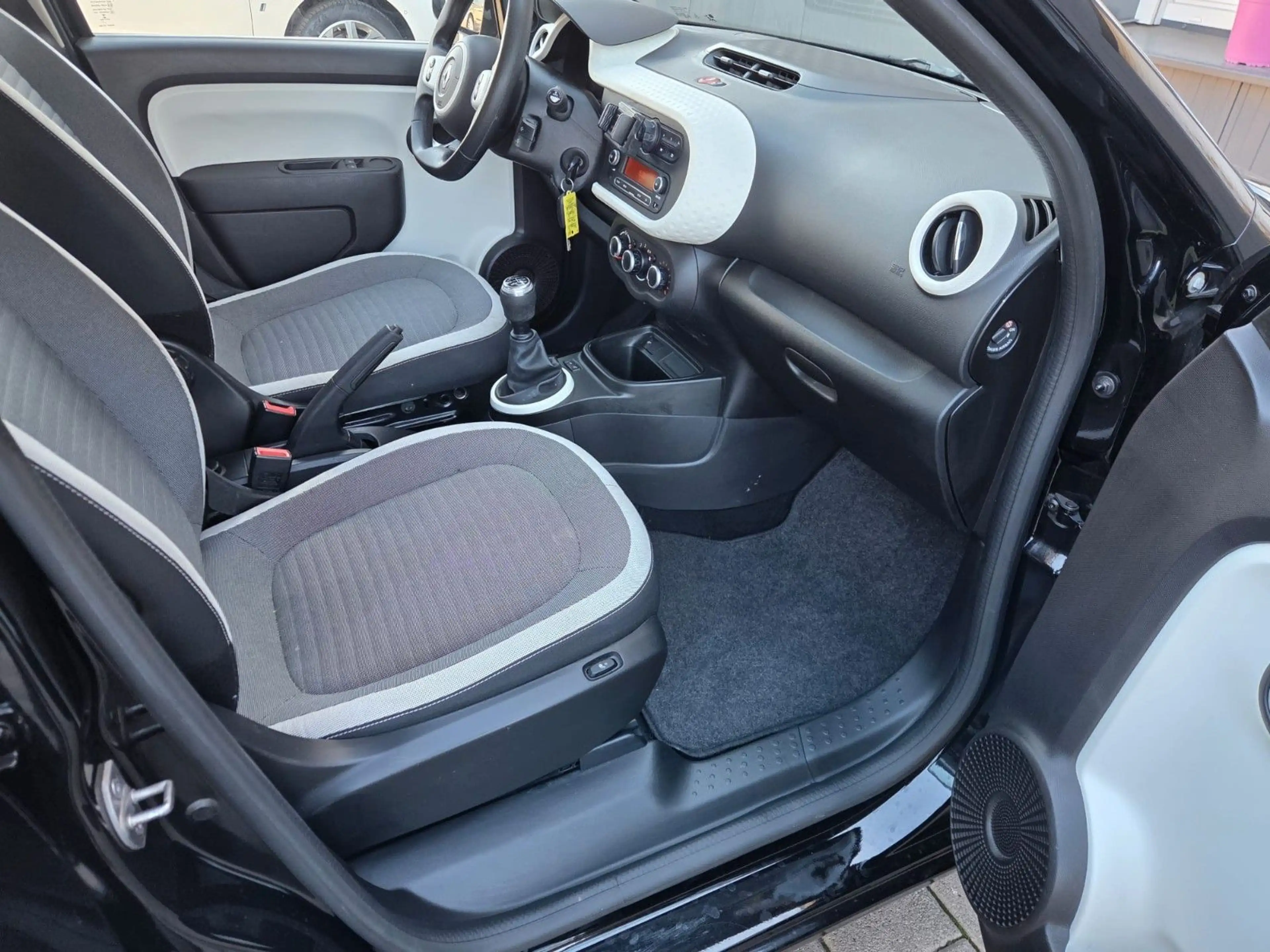 Renault Twingo Limited 1.0 /TEMPOMAT/KLIMAANLAGE — photo 13